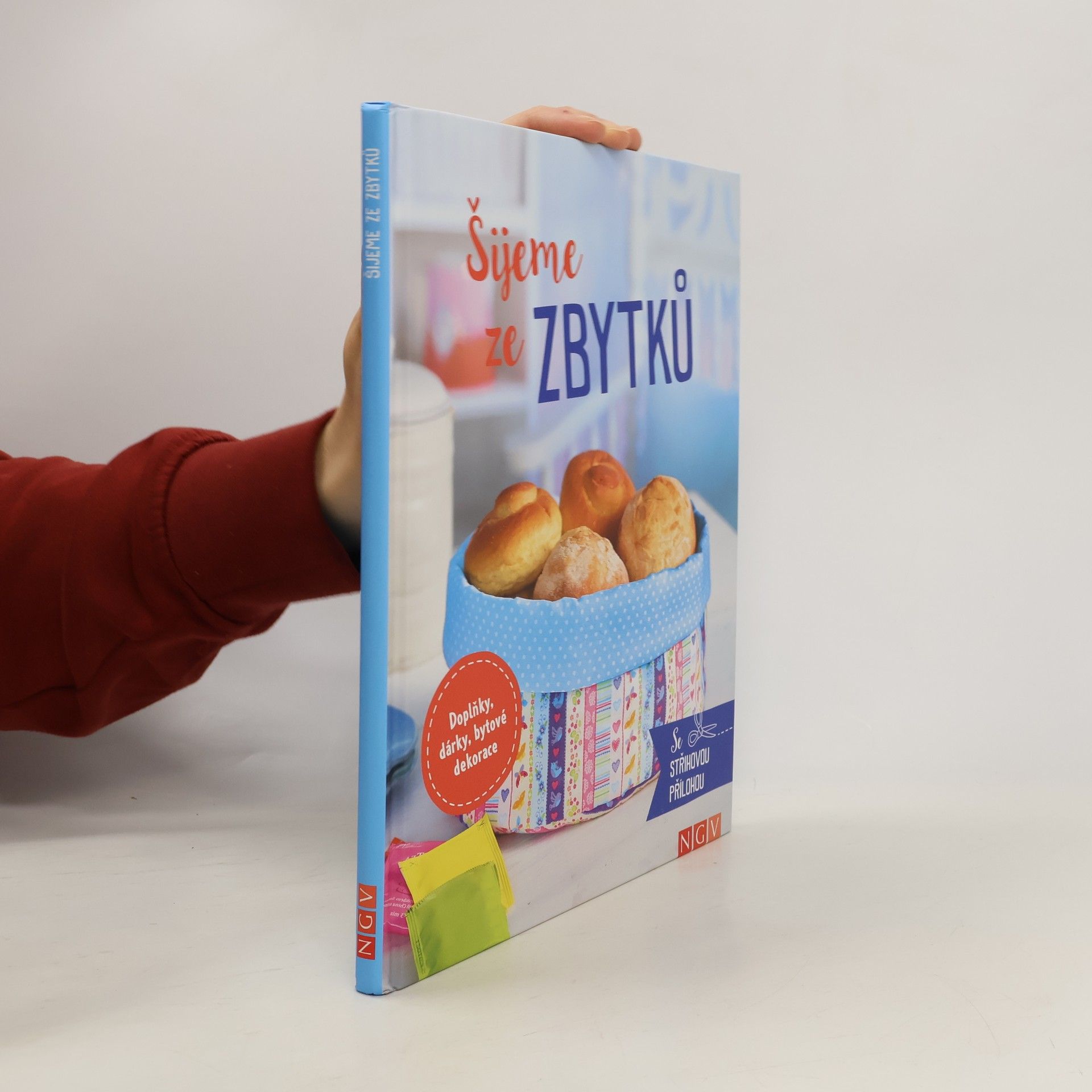 Collectif d'auteurs Šijeme ze zbytků