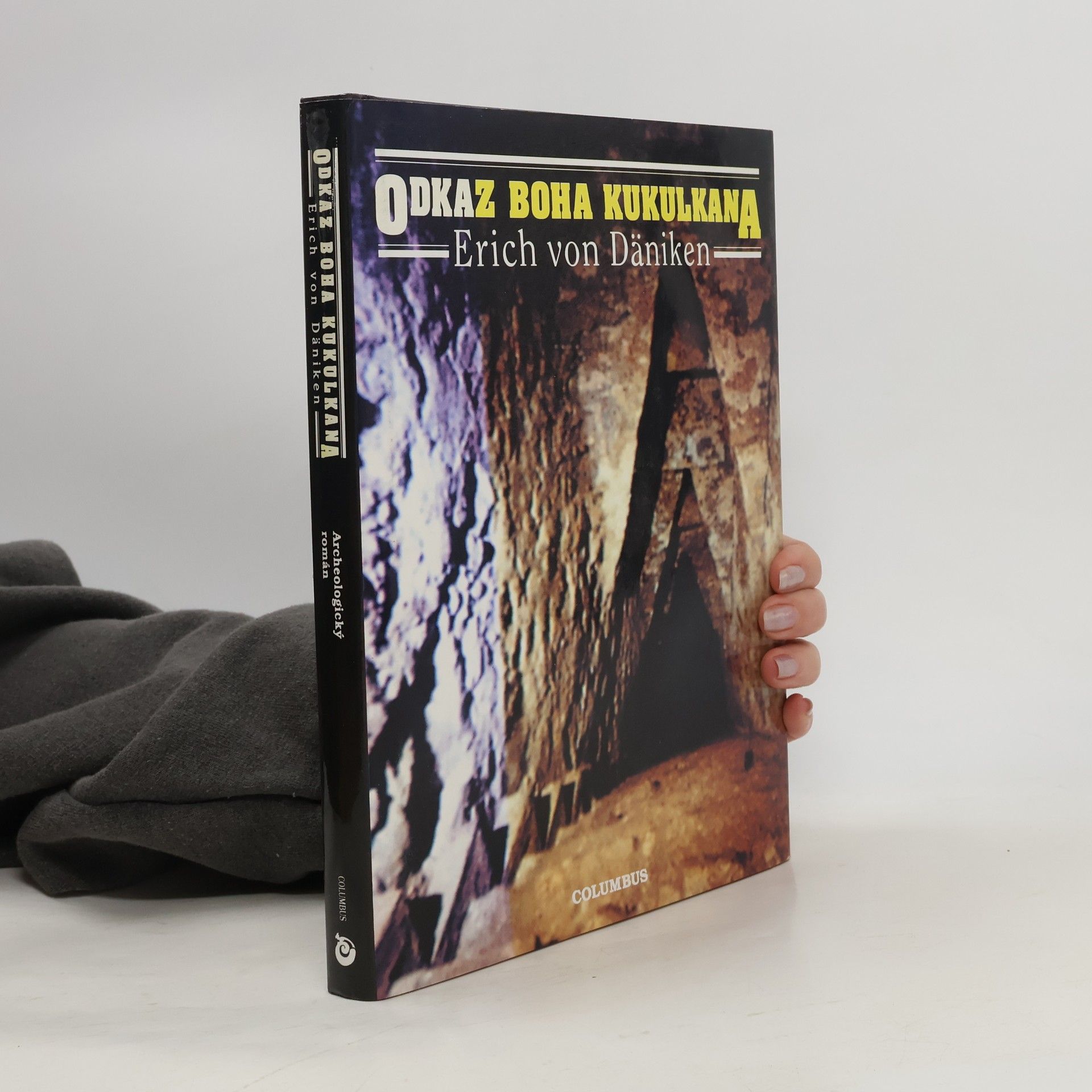 Erich von Däniken Odkaz boha Kukulkana