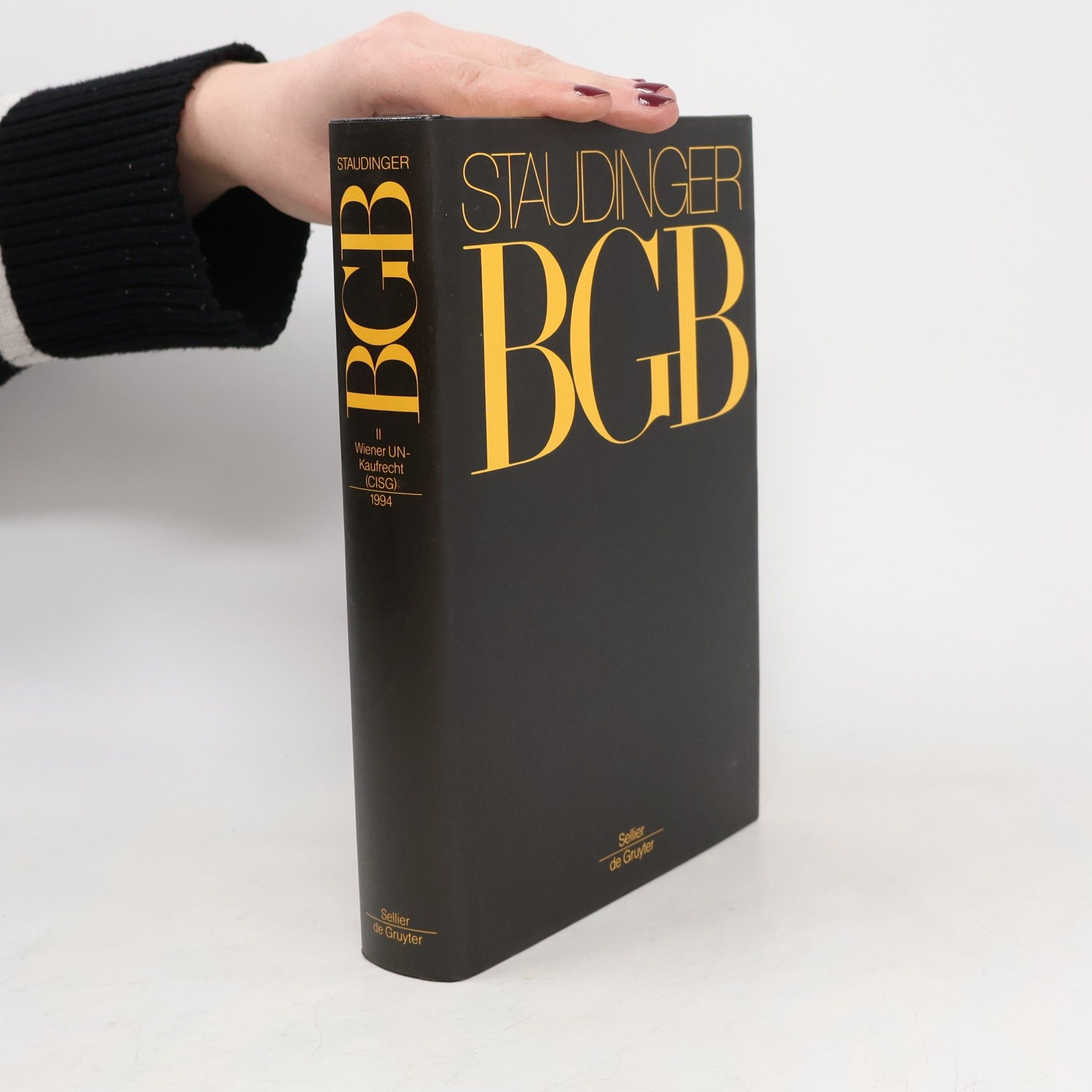 J. von Staudinger Kommentar zum Bürgerlichen Gesetzbuch mit Einführungsgesetz und Nebengesetzen