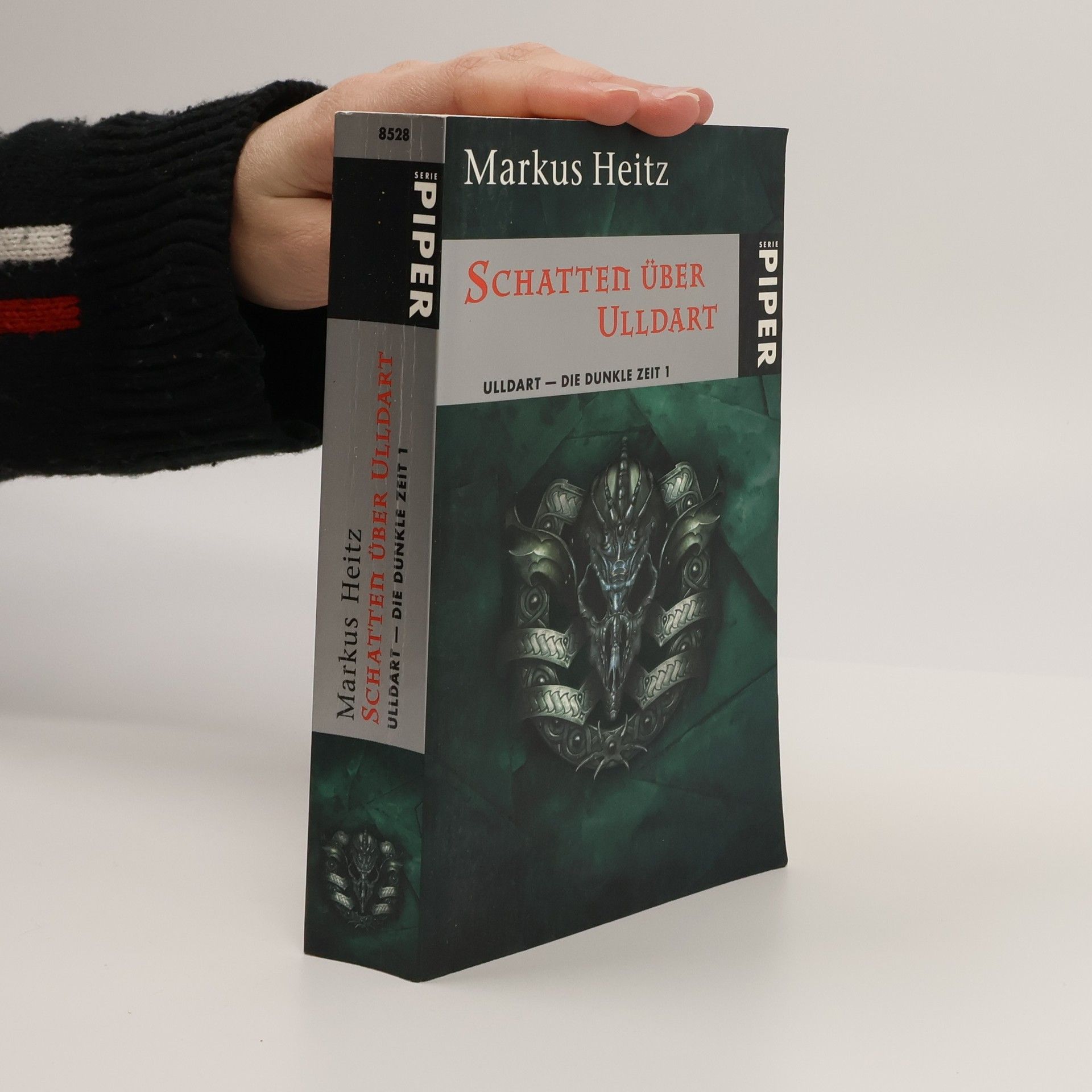 Markus Heitz Schatten über Ulldart. Ulldart - Die dunkle Zeit 1