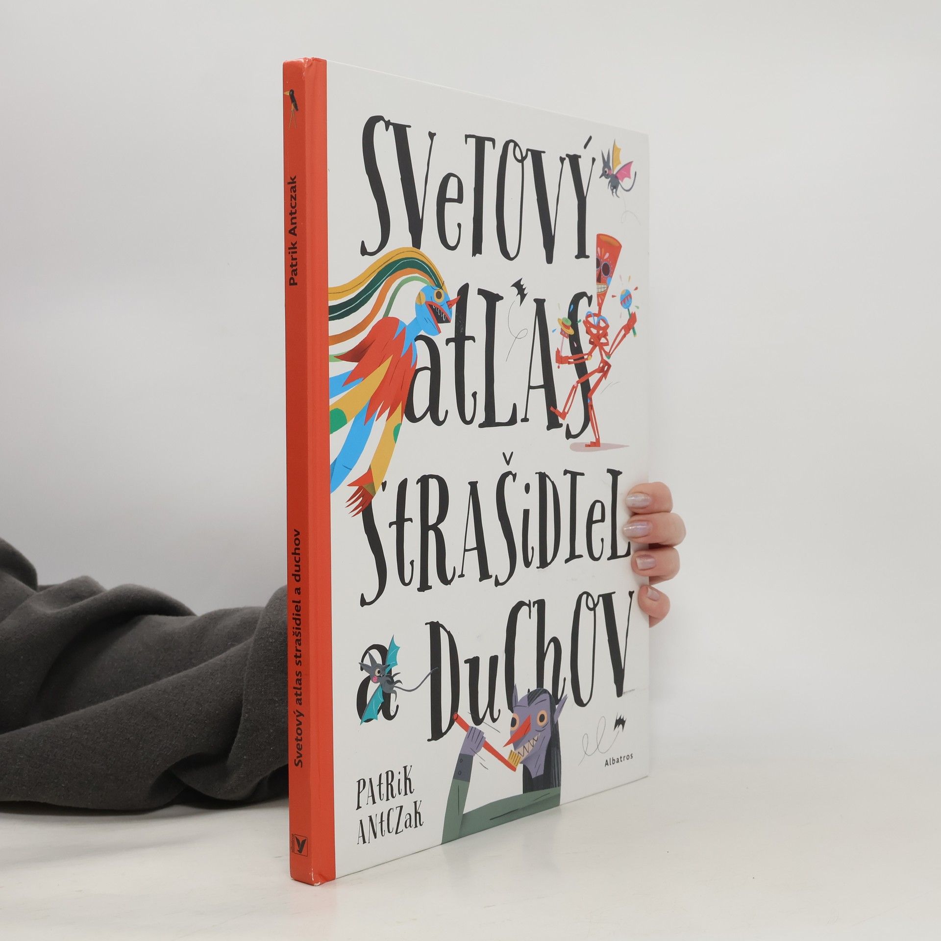 Světový atlas strašidel a duchů. Slovensky Svetový atlas strašidiel a duchov