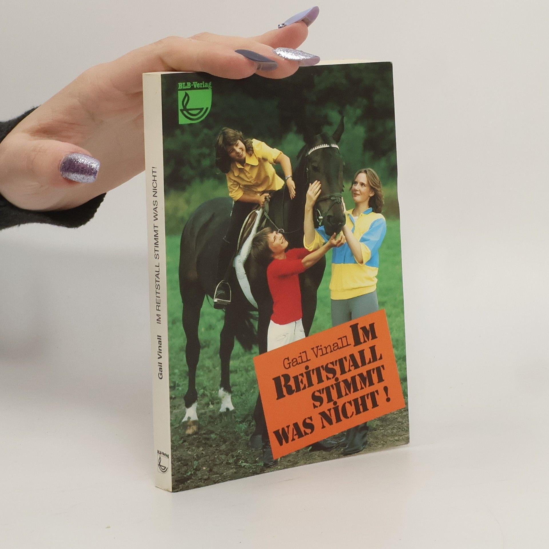 Im Reitstall stimmt was nicht!