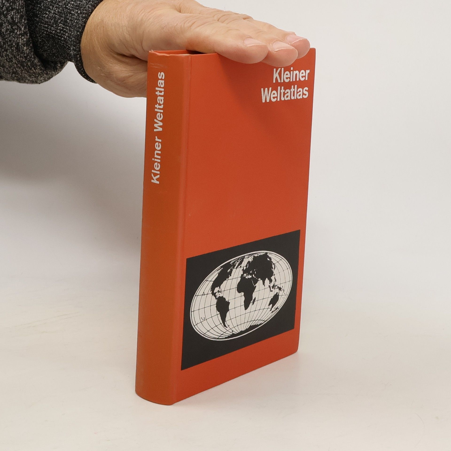 AA.VV. Kleiner Weltatlas
