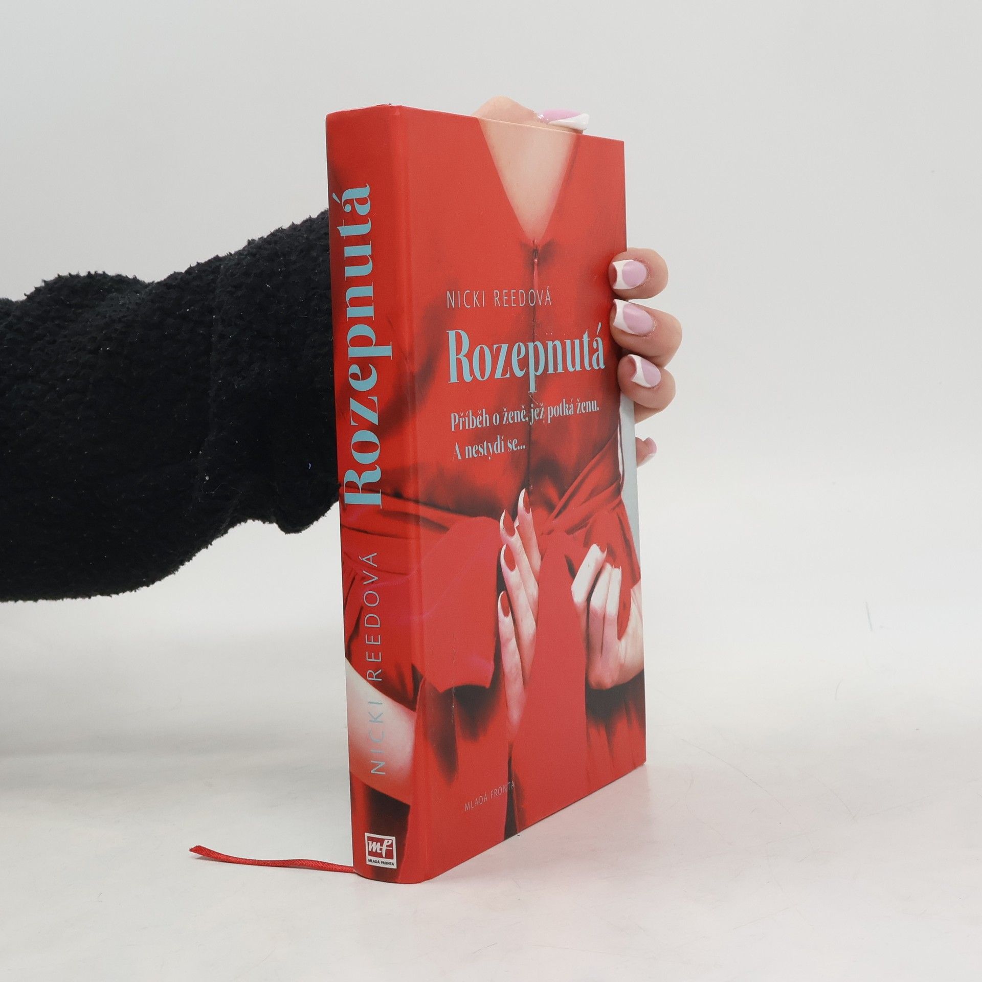 Nicole M. Reed Rozepnutá
