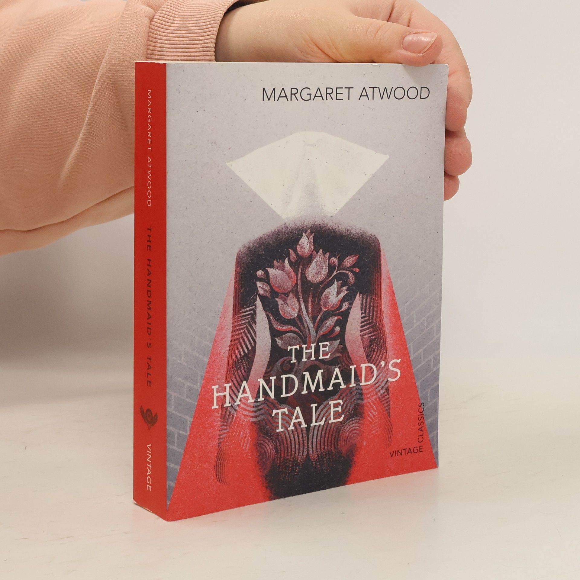 Margaret Atwood The handmaid's tale