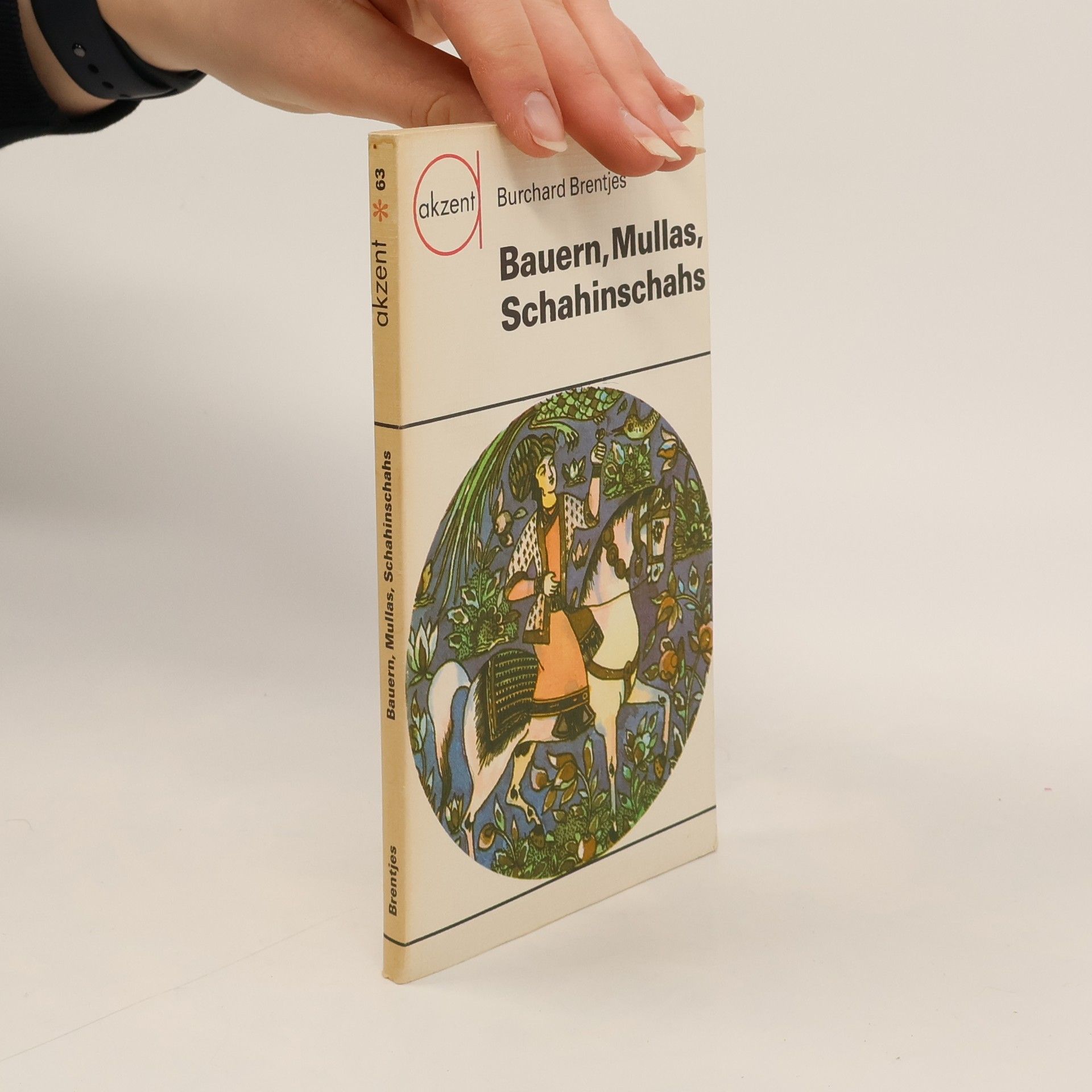 Bauern, Mullas, Schahinschahs