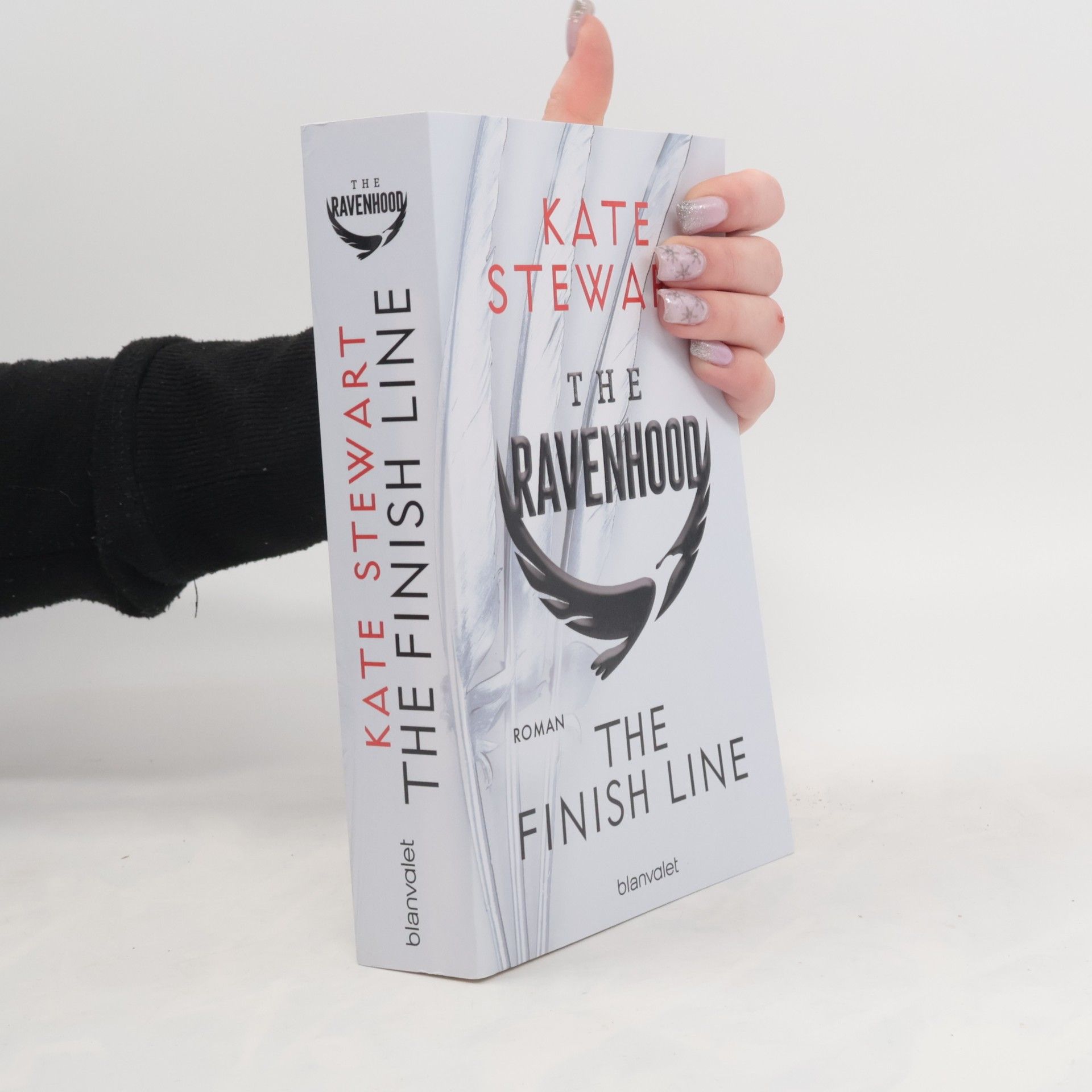 Kate Stewart The Ravenhood - The Finish Line