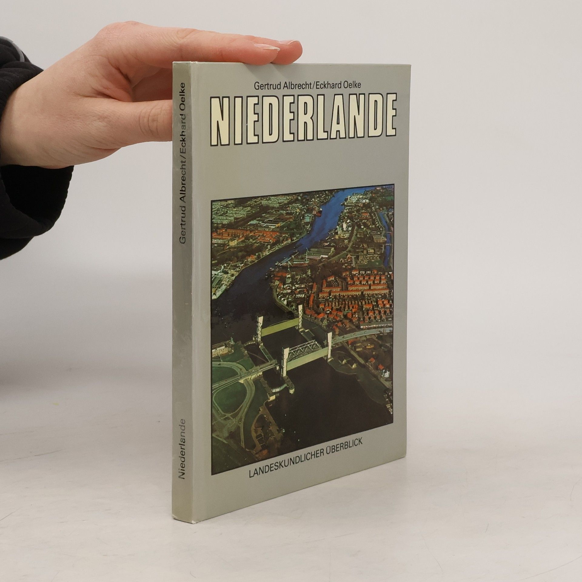 Gertrud Albrecht Niederlande