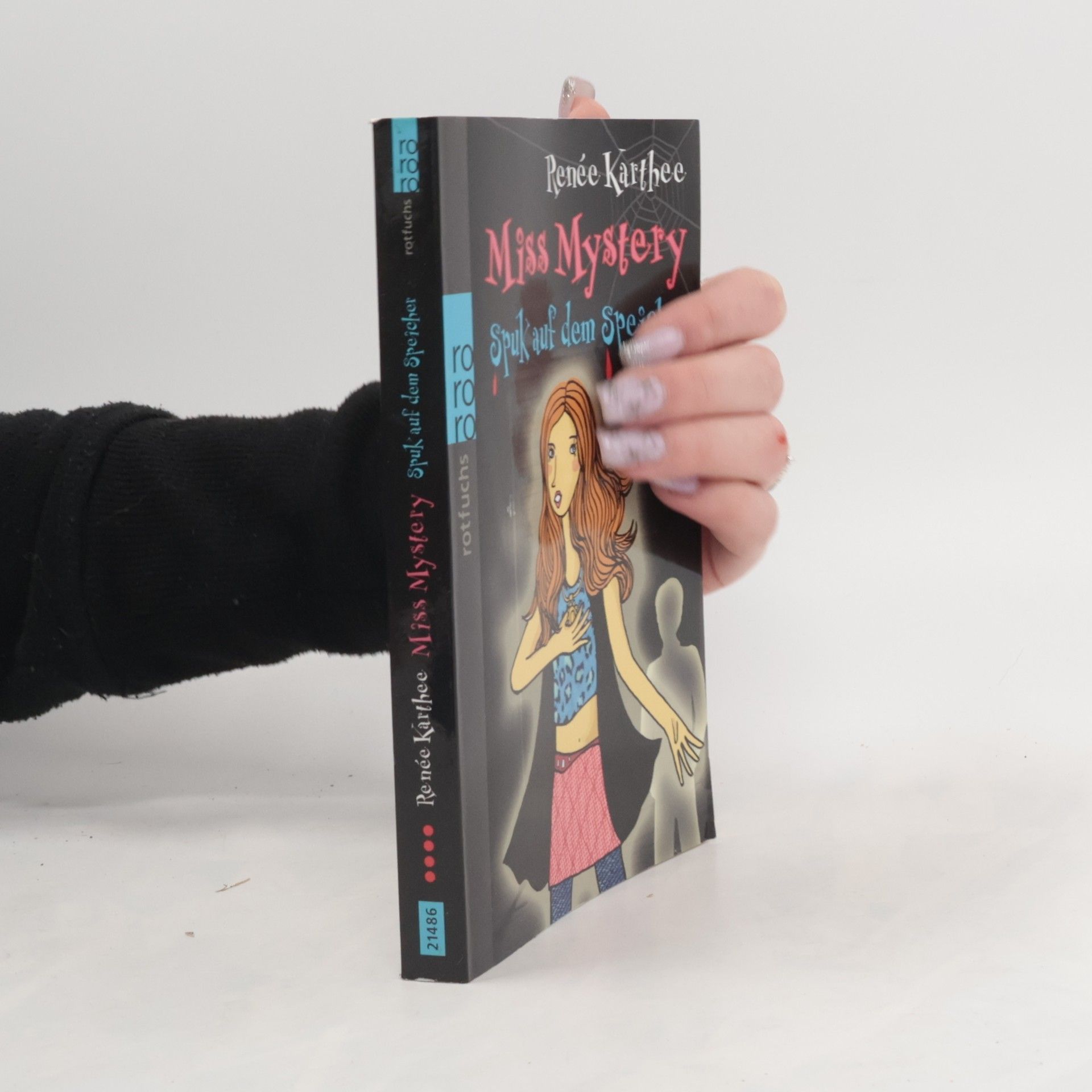 Renée Karthee Miss Mystery. Spuk auf dem Speicher