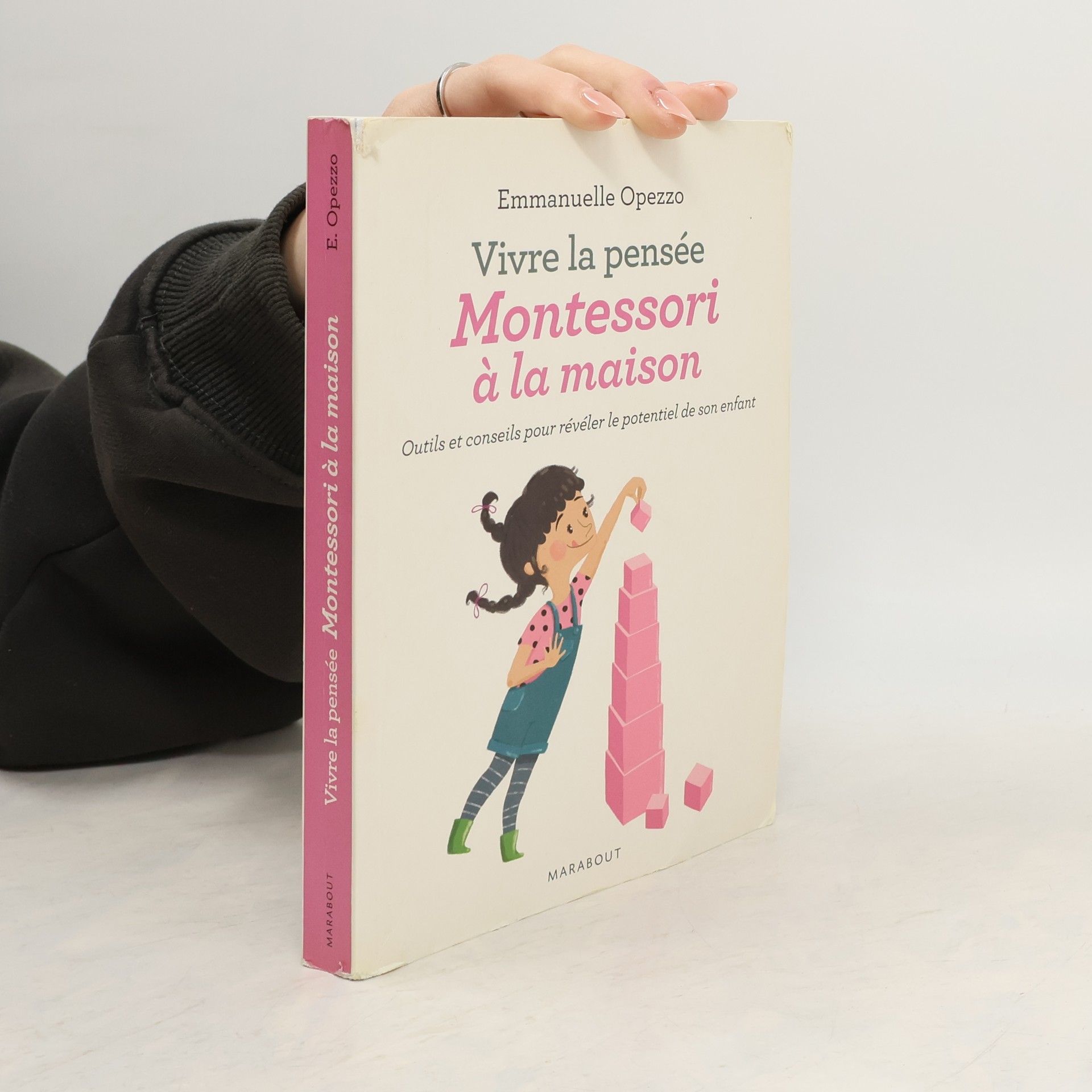 Emmanuelle Opezzo Vivre la pensée Montessori à la maison