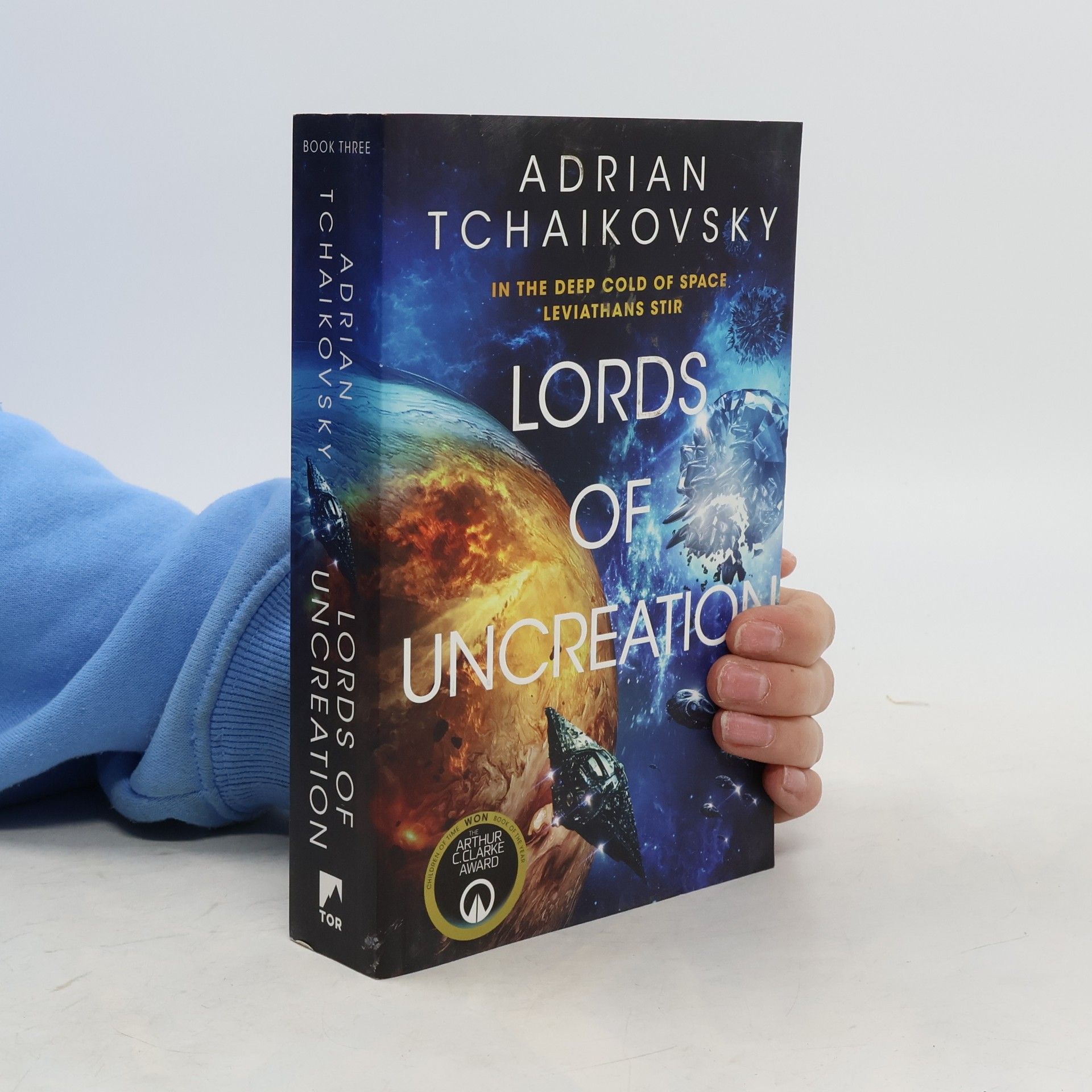 Adrian Tchaikovsky Lords of Uncreation