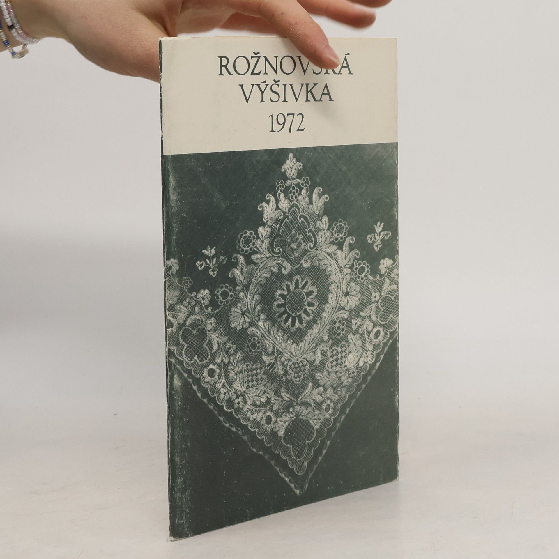 Věra Otevřelová Rožnovská výšivka