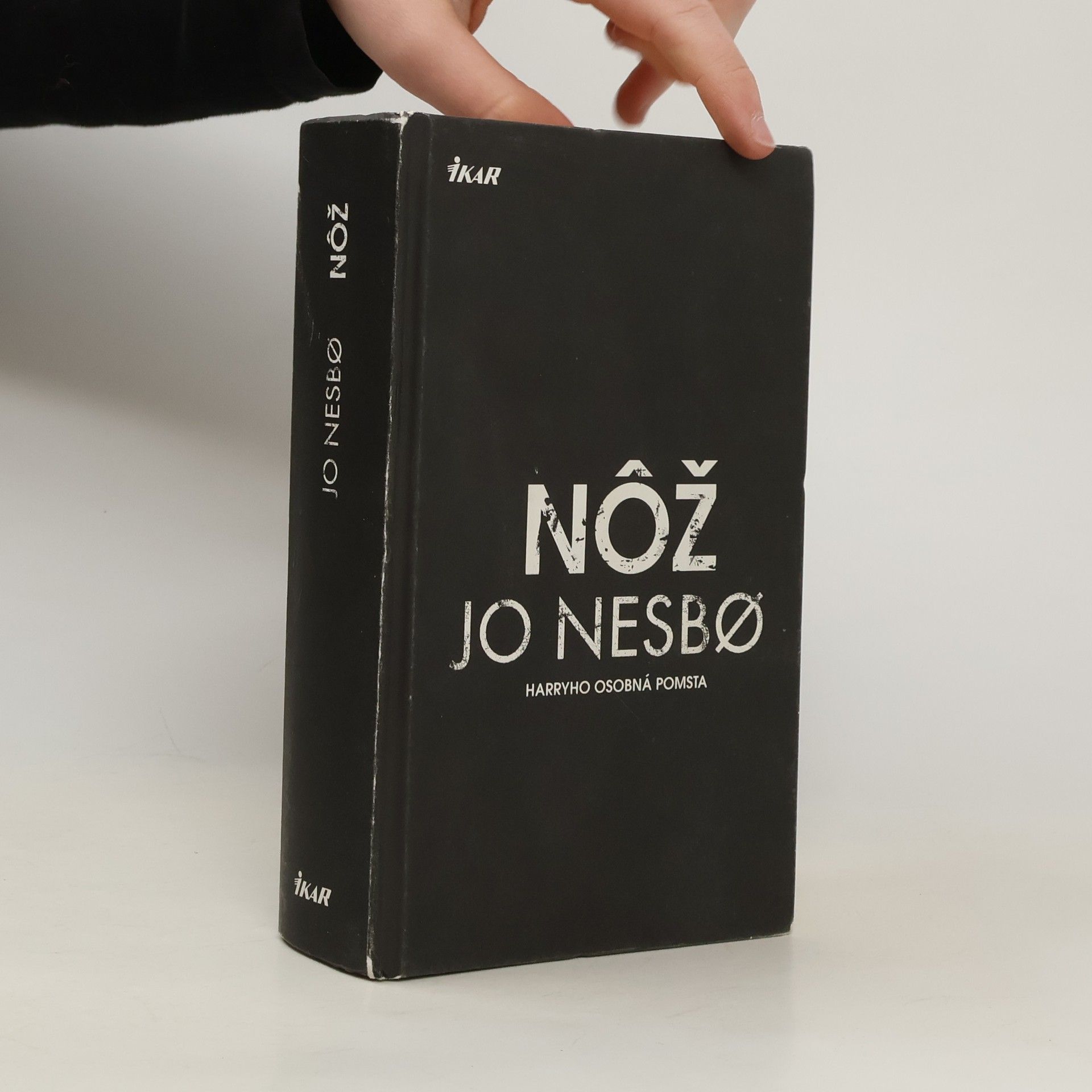 Jo Nesbø Nôž