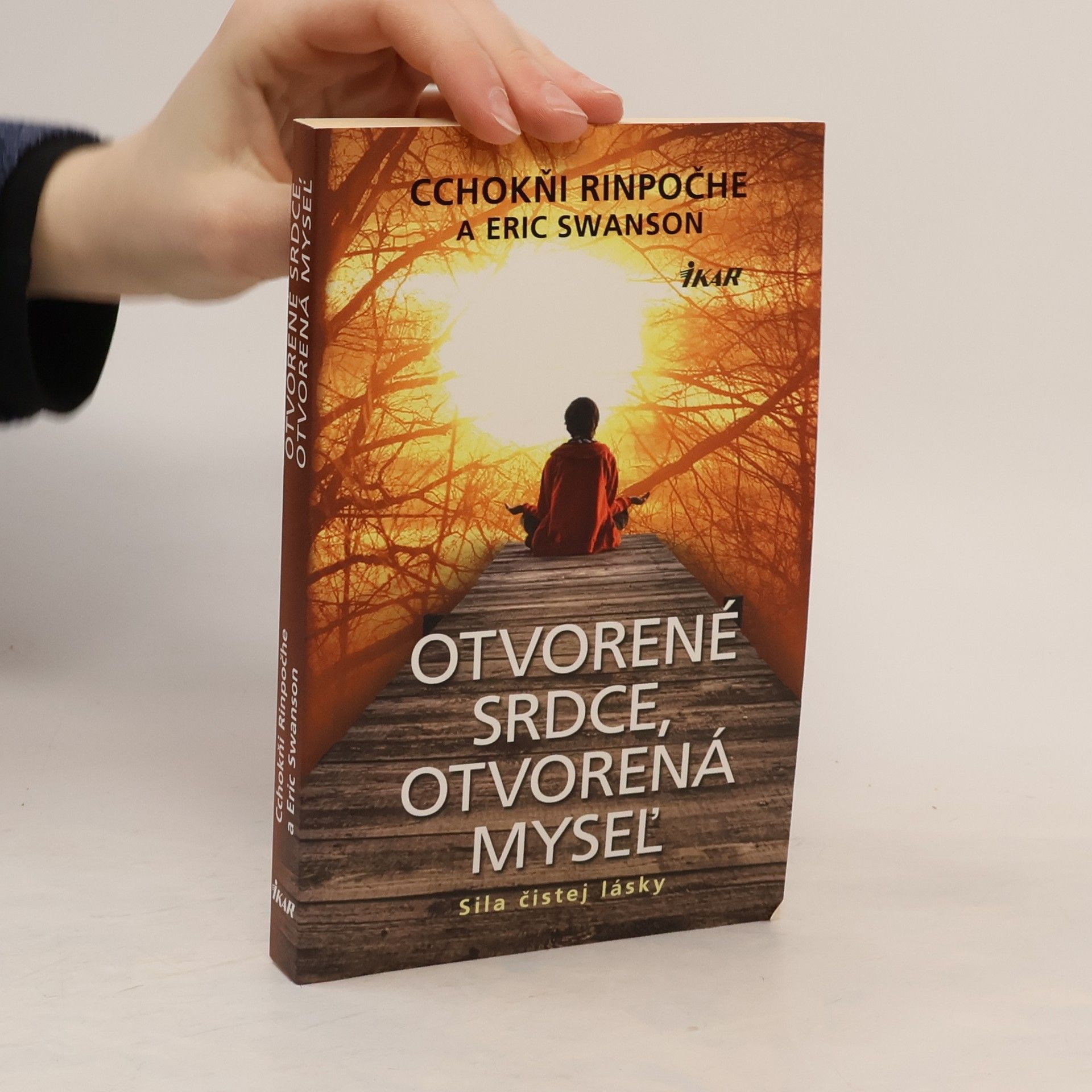 Cchokňi Rinpočhe Otvorené srdce, otvorená myseľ