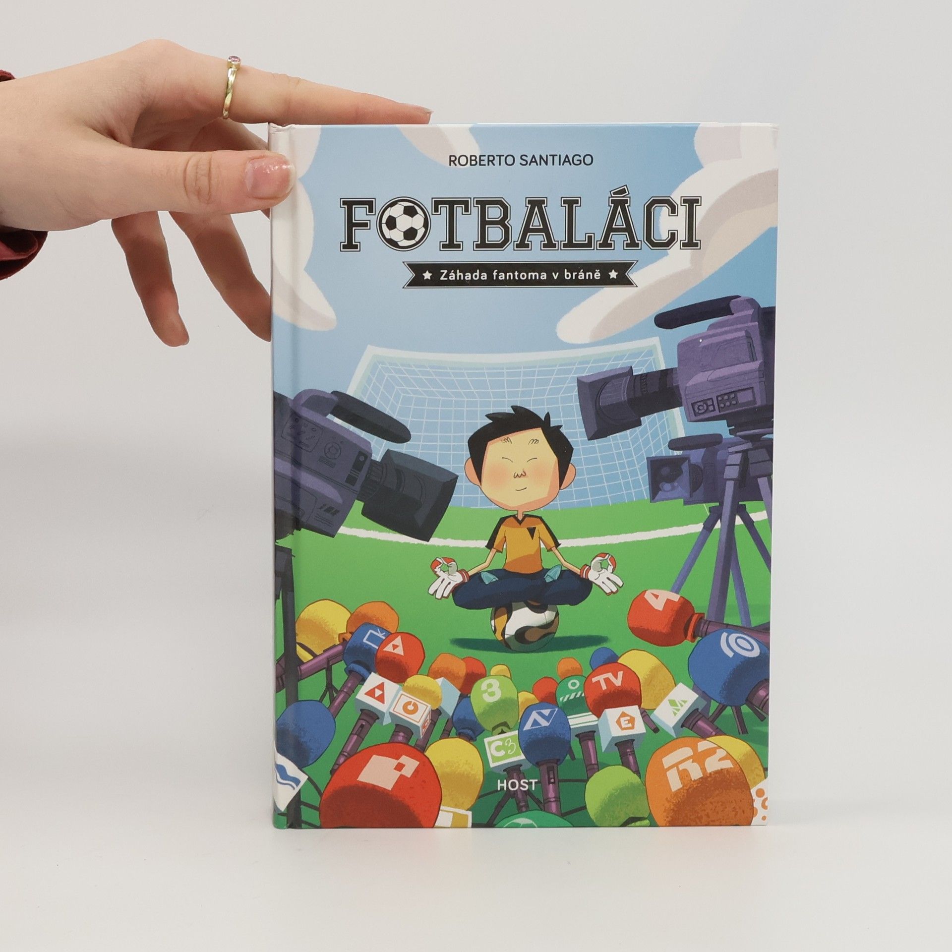 Roberto Santiago Fotbaláci. Záhada fantoma v bráně