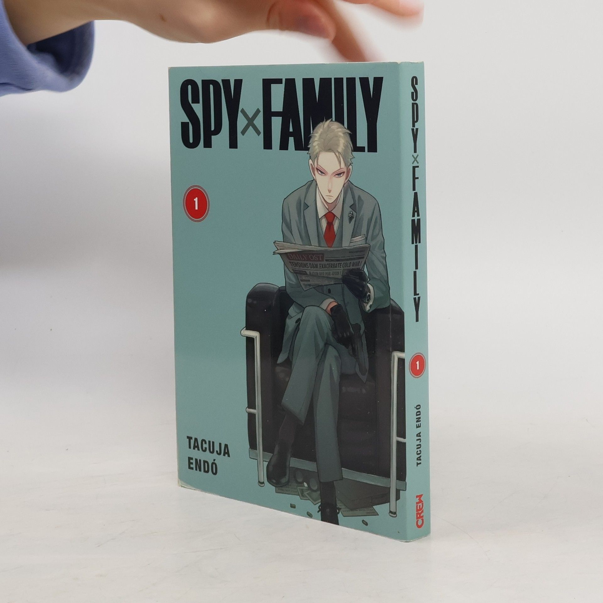 Tacuja Endó Spy x Family 1