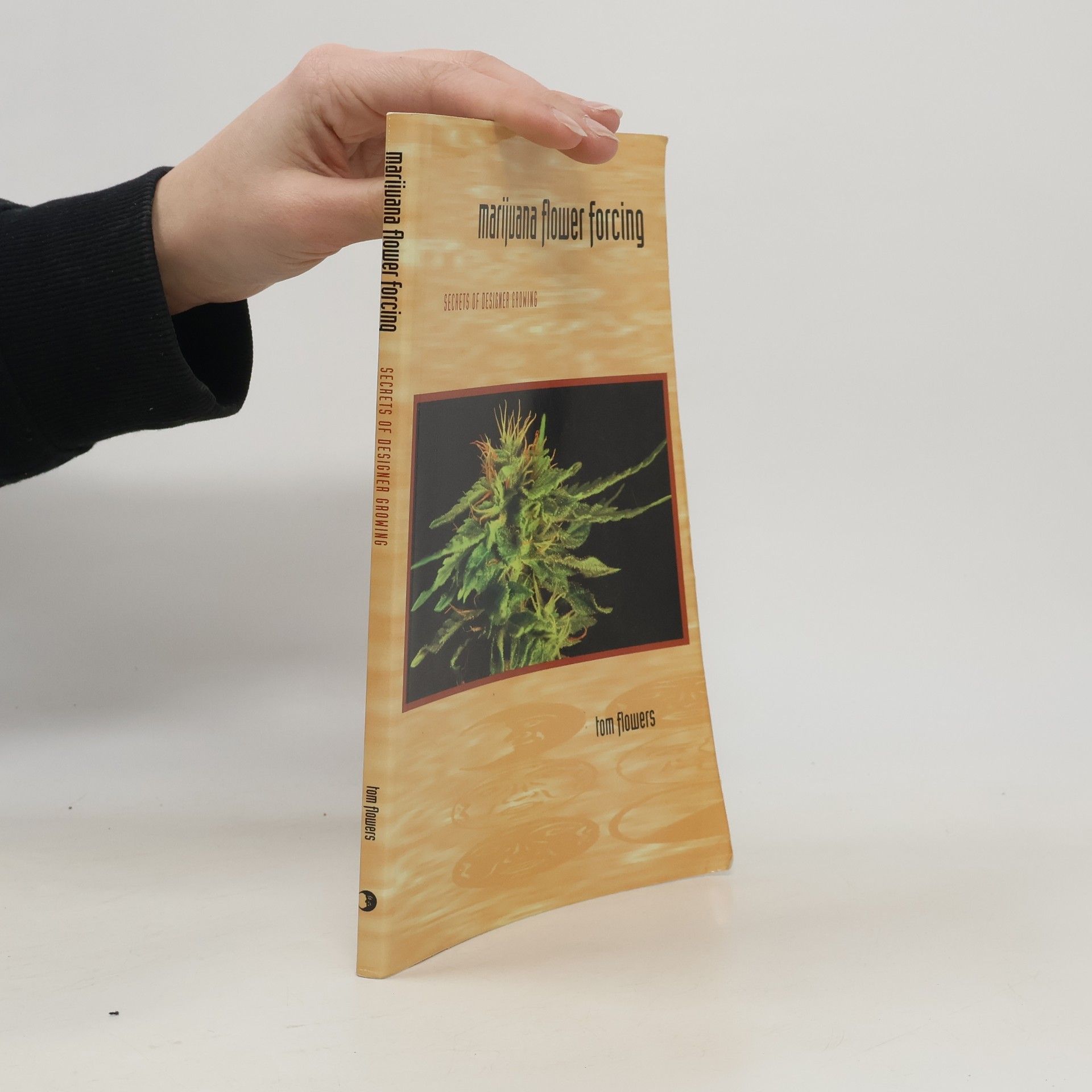 Tom Flowers Marijuana Flower Forcing