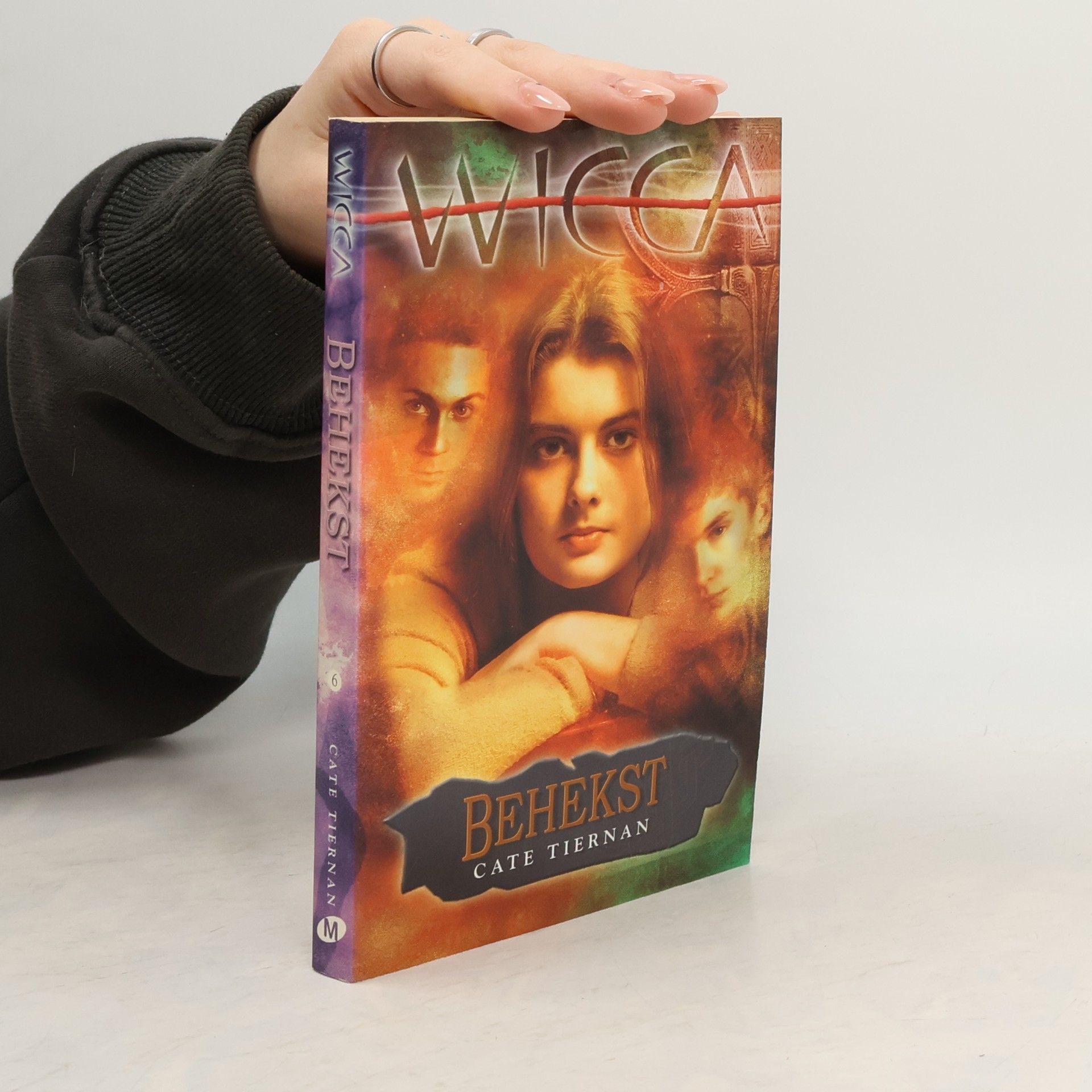 Gerda Wolfswinkel Wicca - 6: Behekst