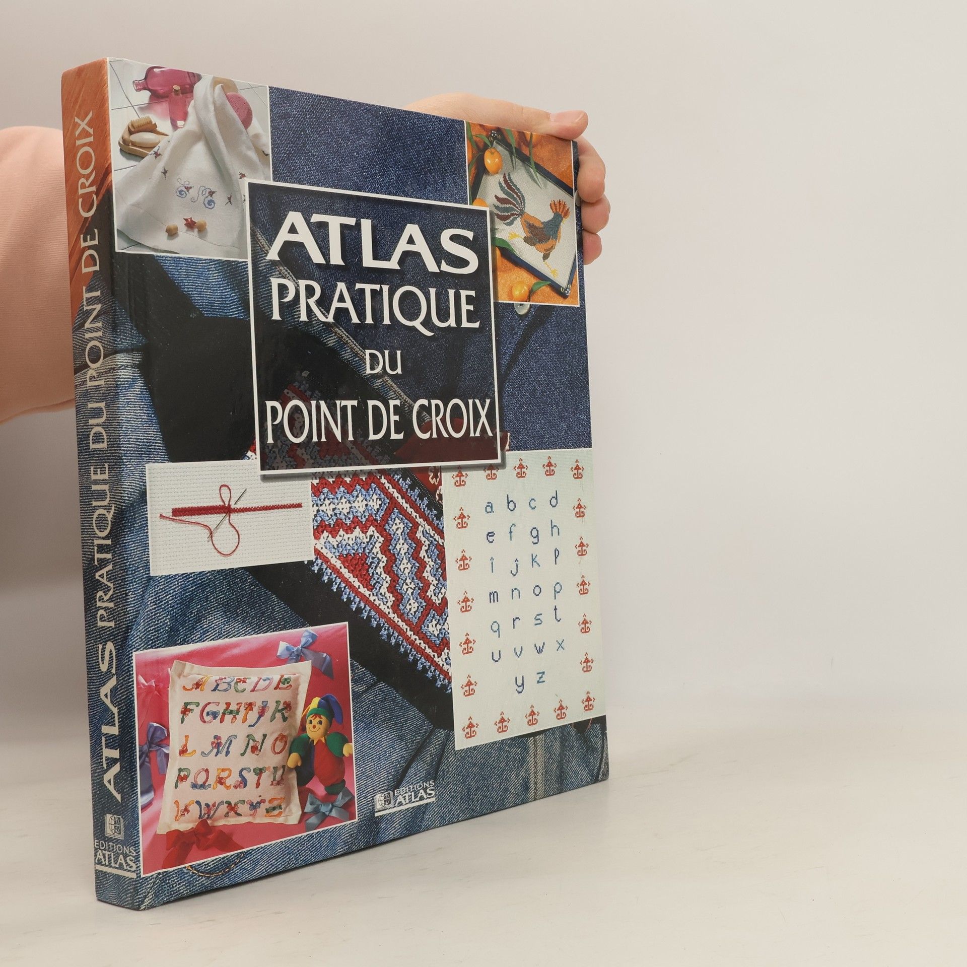 neuveden Atlas pratique du point de croix