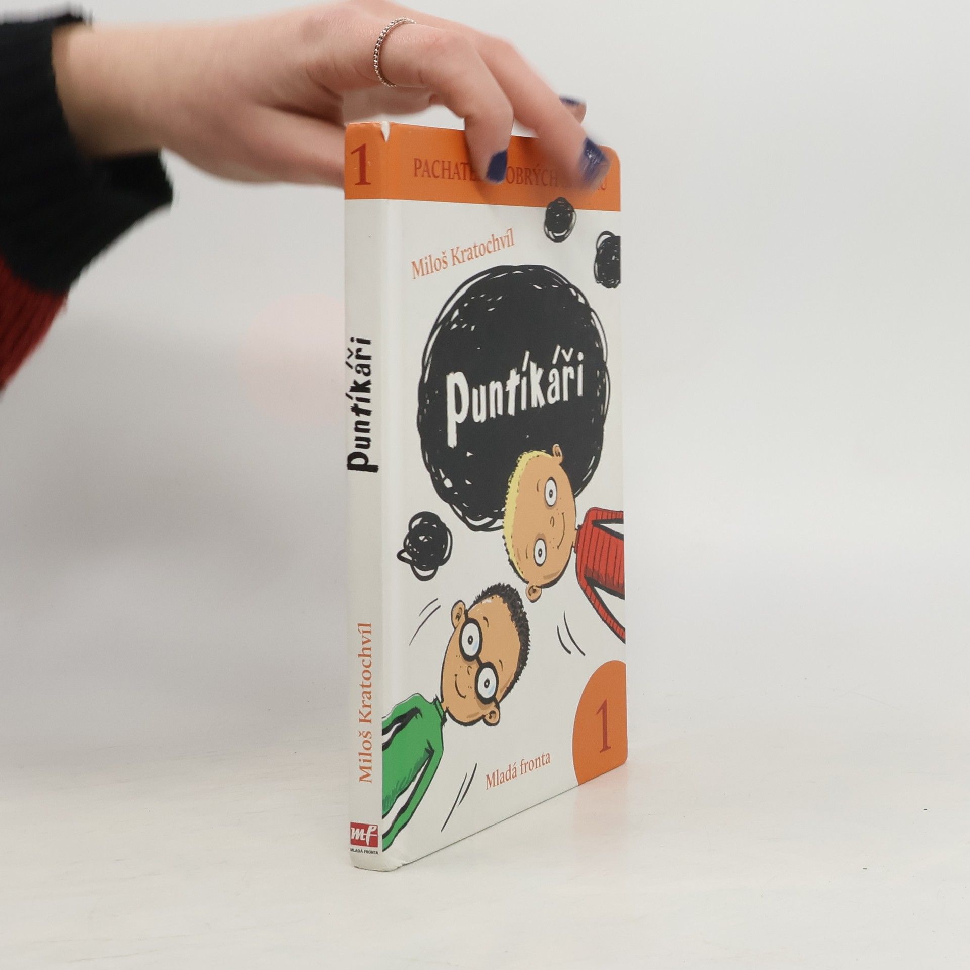 Miloš Kratochvíl Pachatelé dobrých skutků 1: Puntíkáři