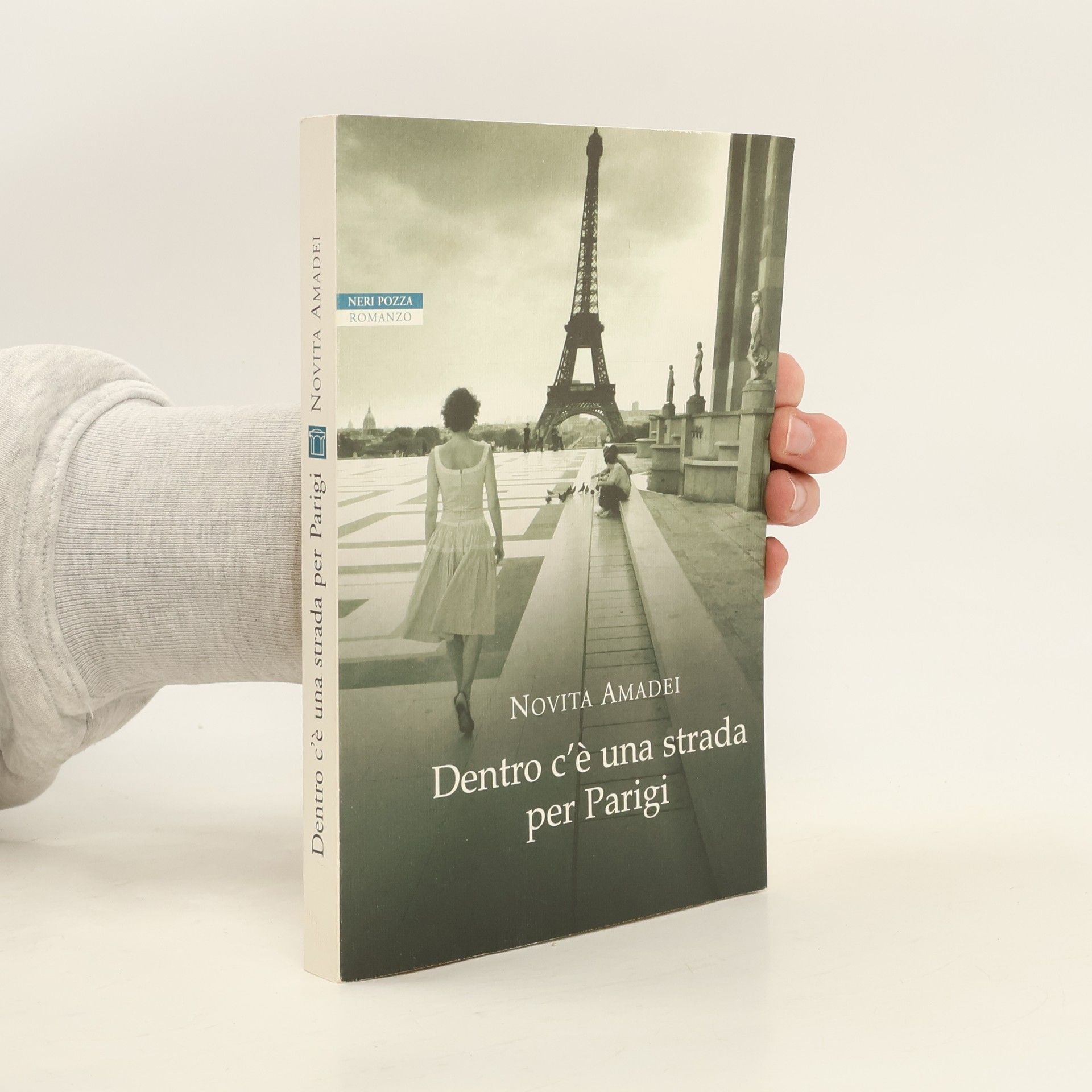 Novita Amadei Dentro c'è una strada per Parigi