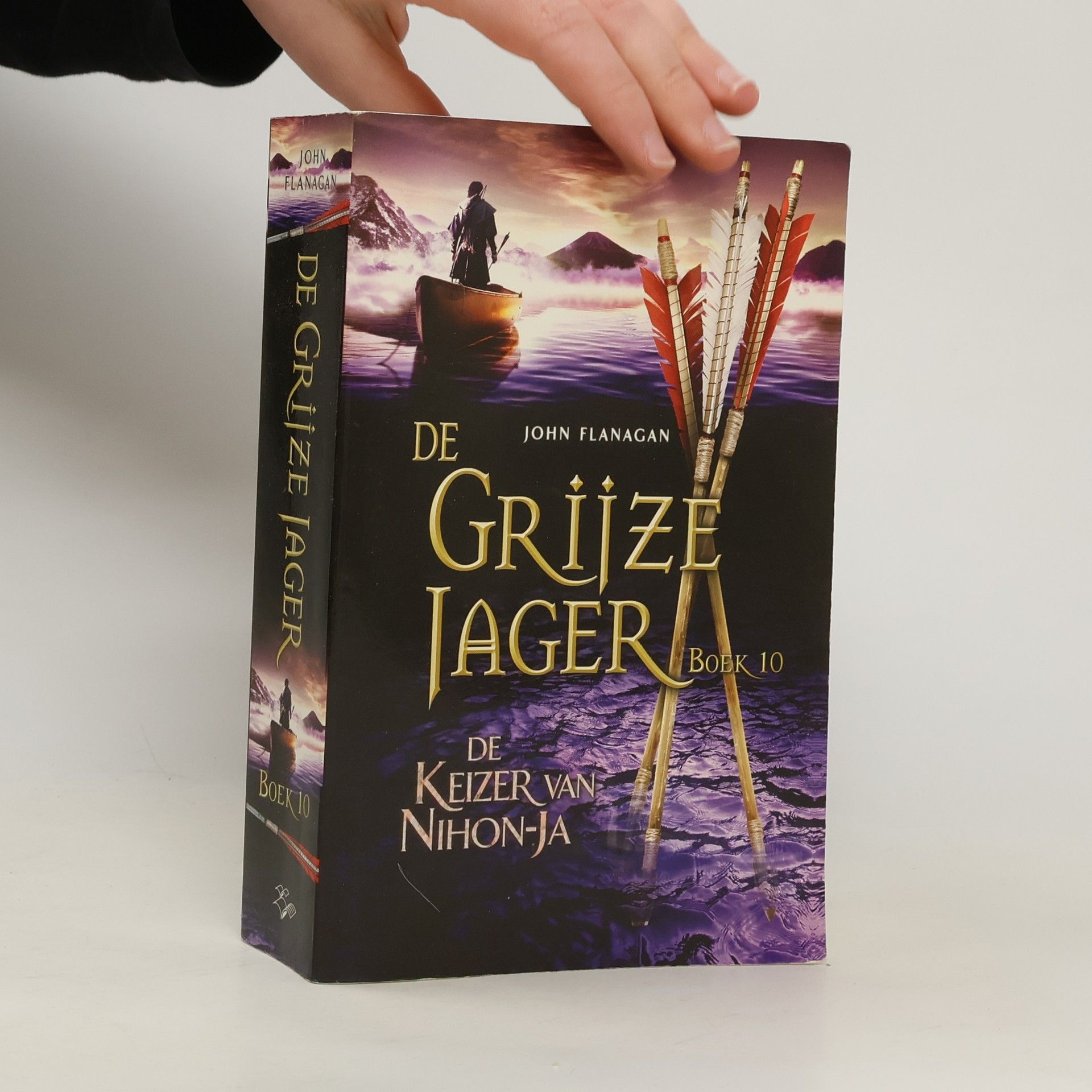John Flanagan De Grijze Jager - 10: De keizer van Nihon-Ja