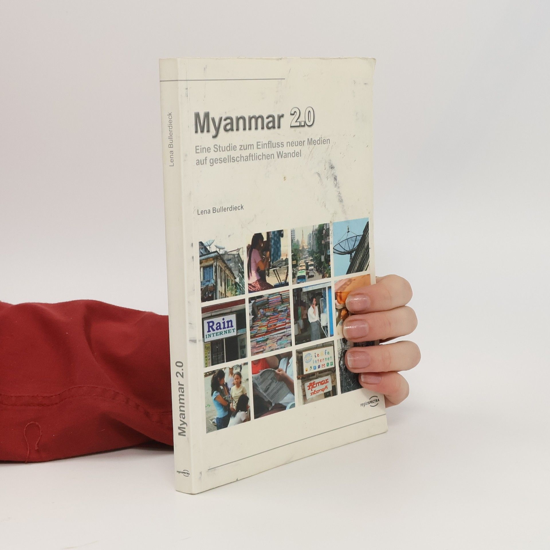 Lena Bullerdieck Myanmar 2.0