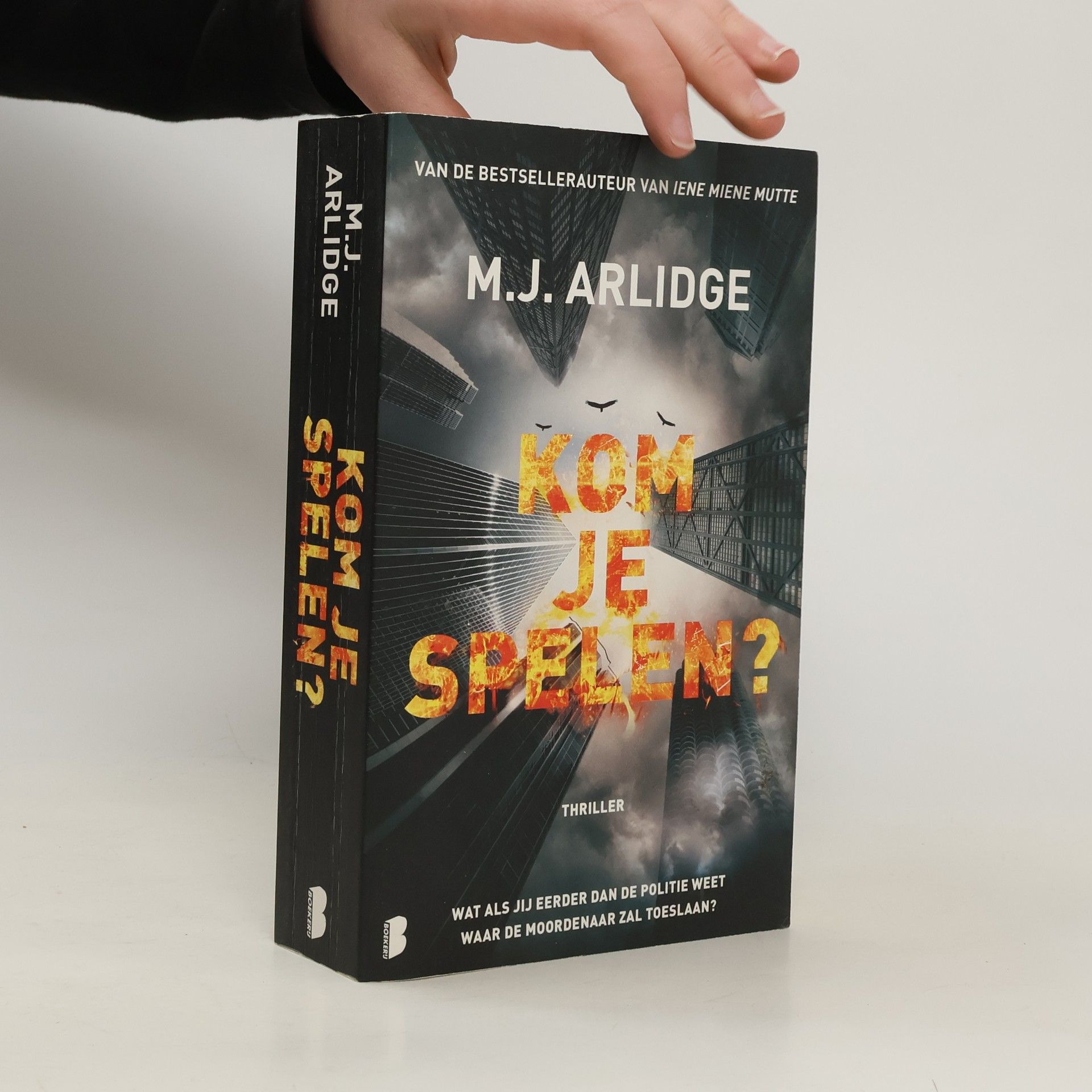 M. J. Arlidge Kom je spelen?