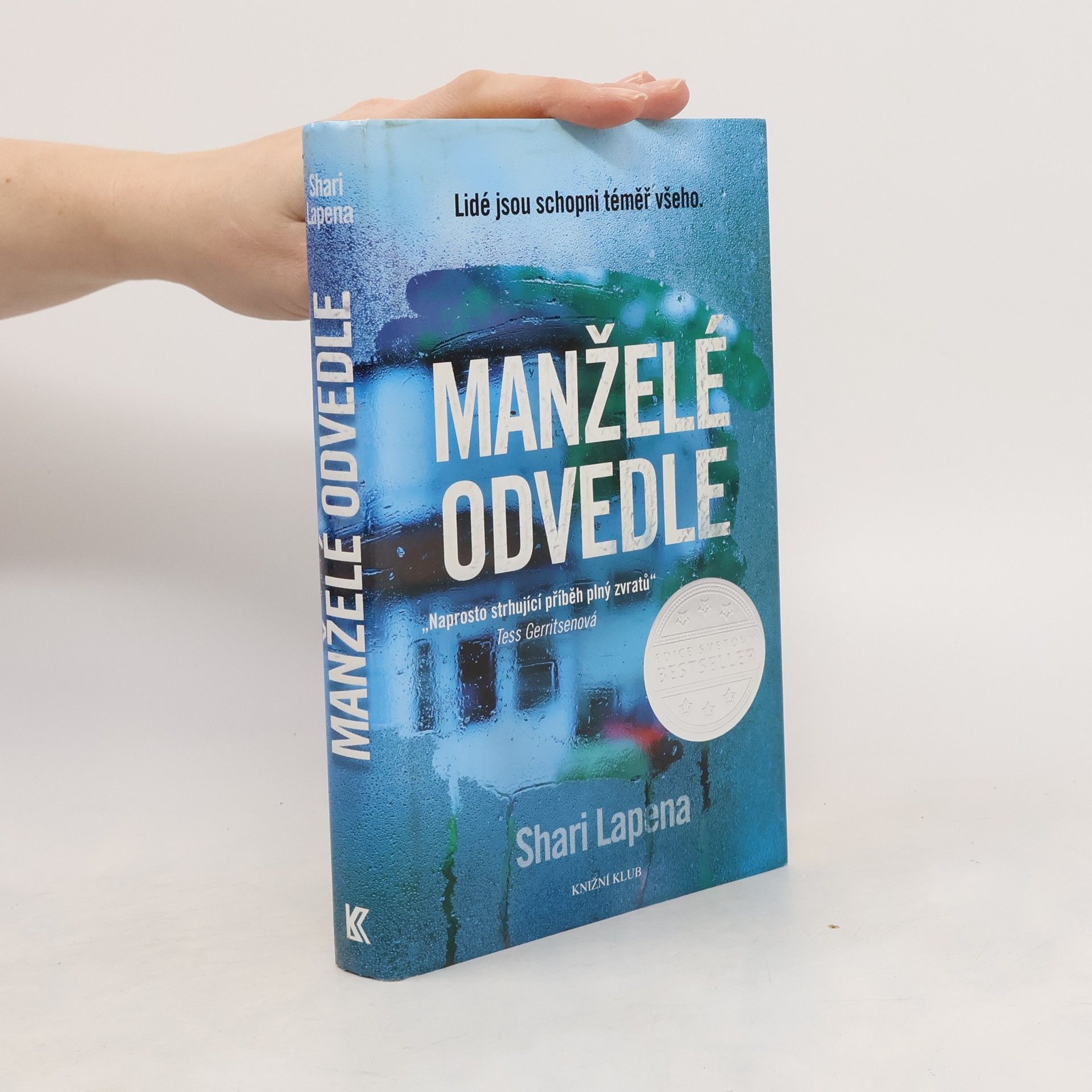 Shari Lapenová Manželé odvedle