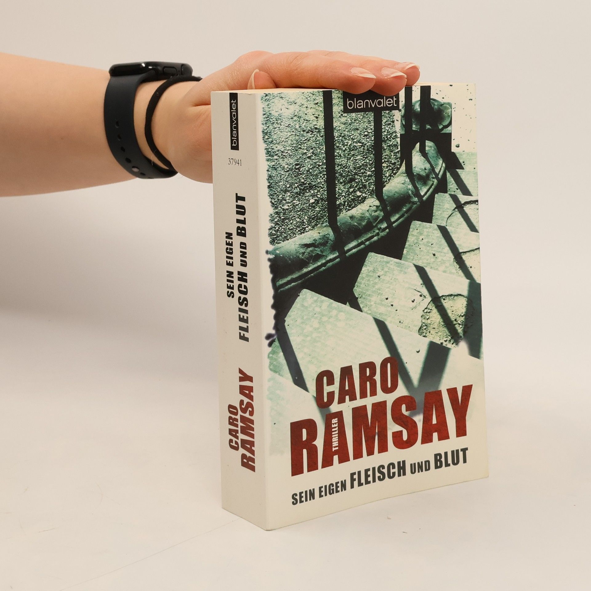 Caro Ramsay Sein eigen Fleisch und Blut