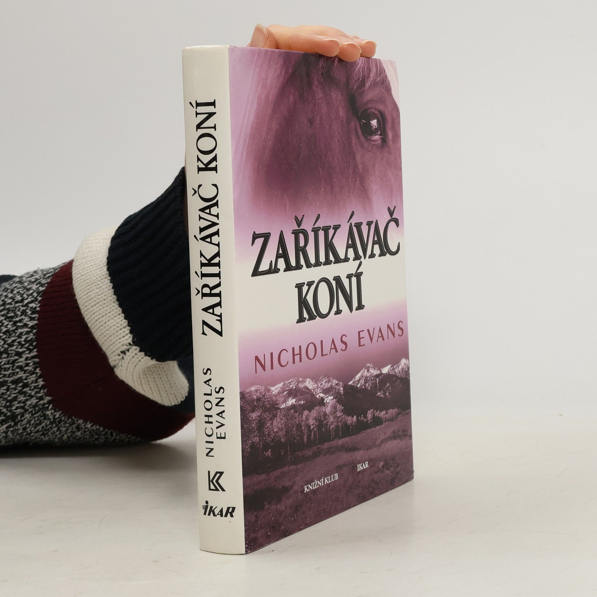 Nicholas Evans Zaříkávač koní