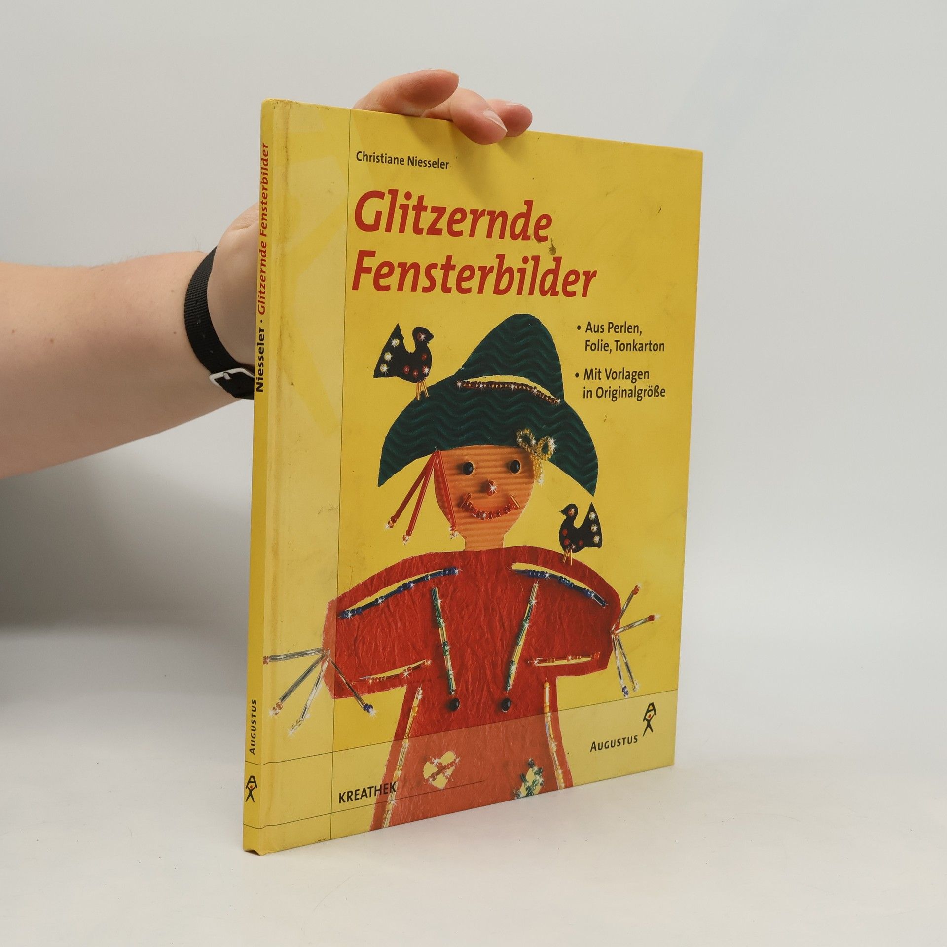 Christiane Nießeler Glitzernde Fensterbilder aus Perlen, Folie, Tonkarton