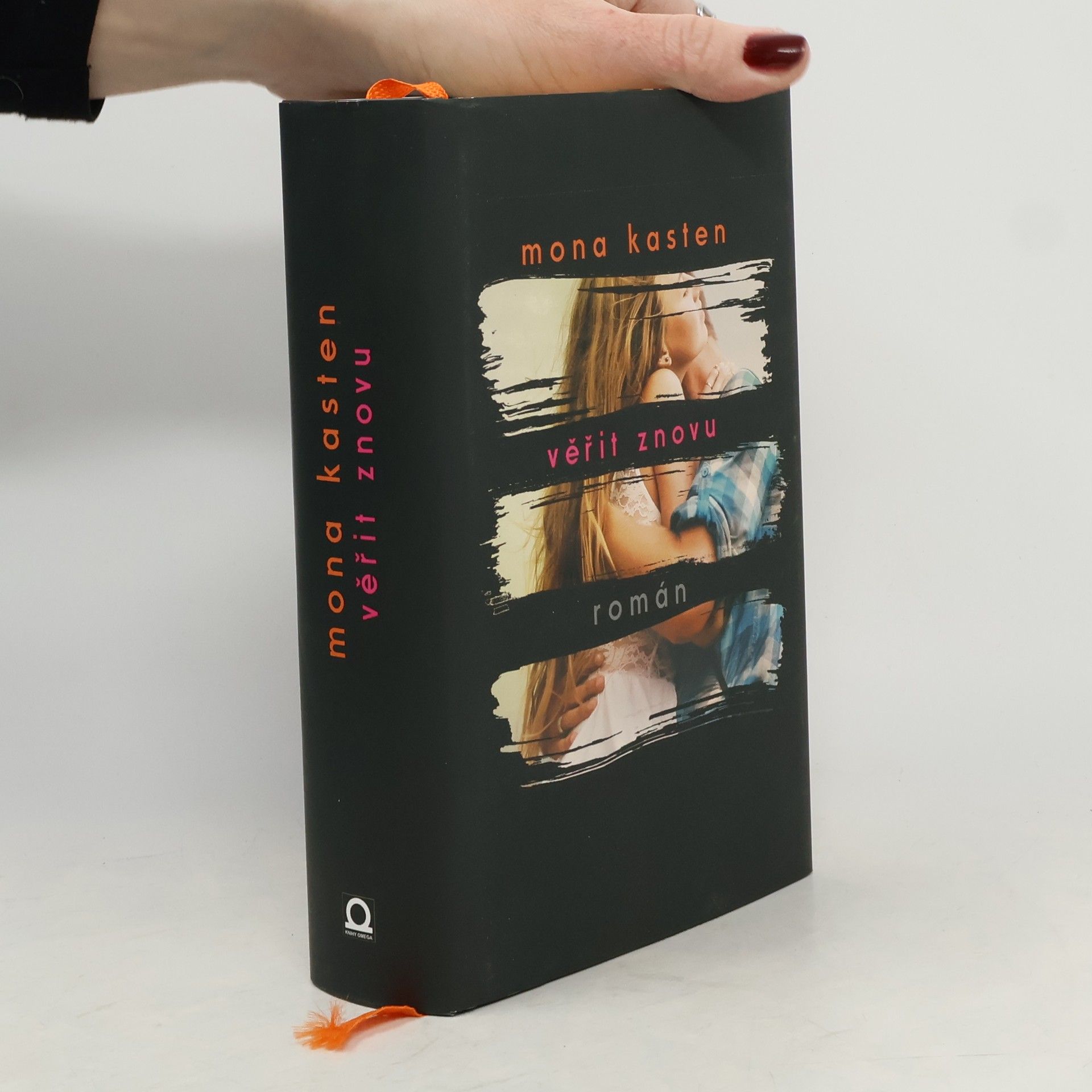 Mona Kasten Věřit znovu