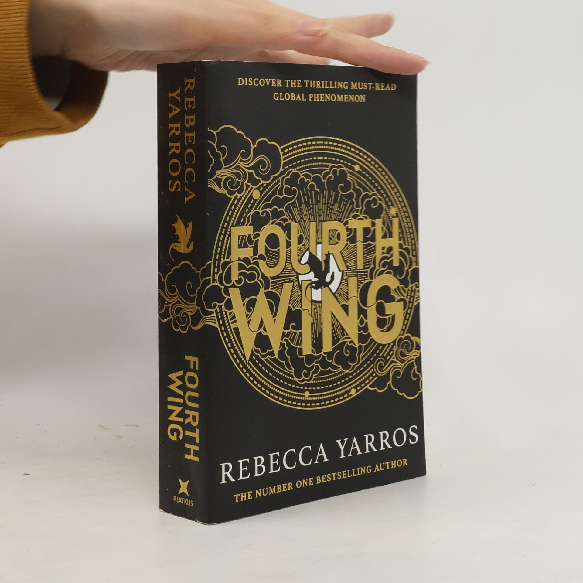 Rebecca Yarros Fourth Wing