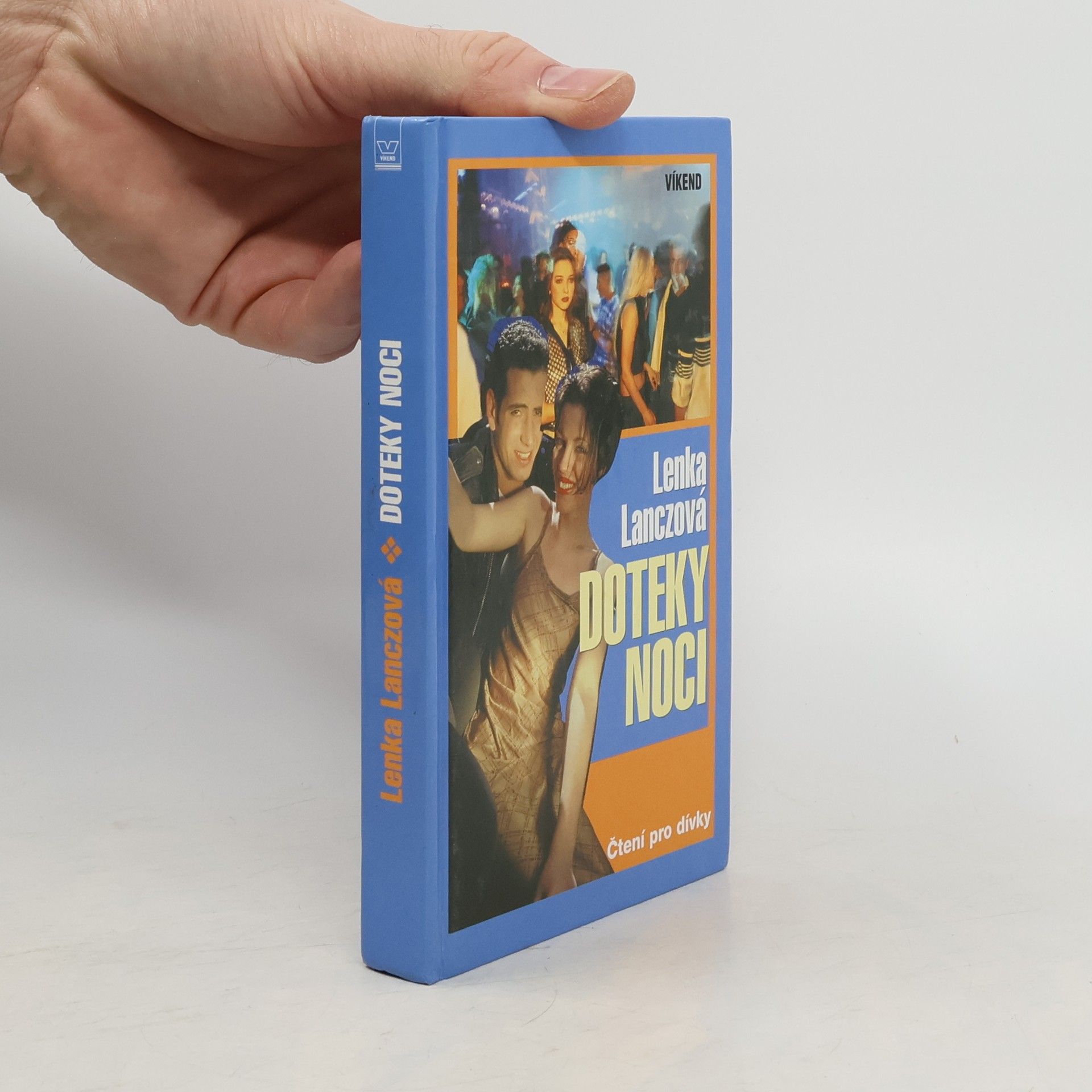 Lenka Lanczová Doteky noci