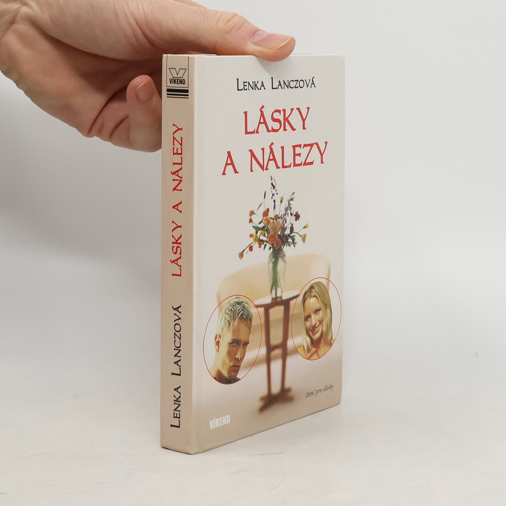 Lenka Lanczová Lásky a nálezy