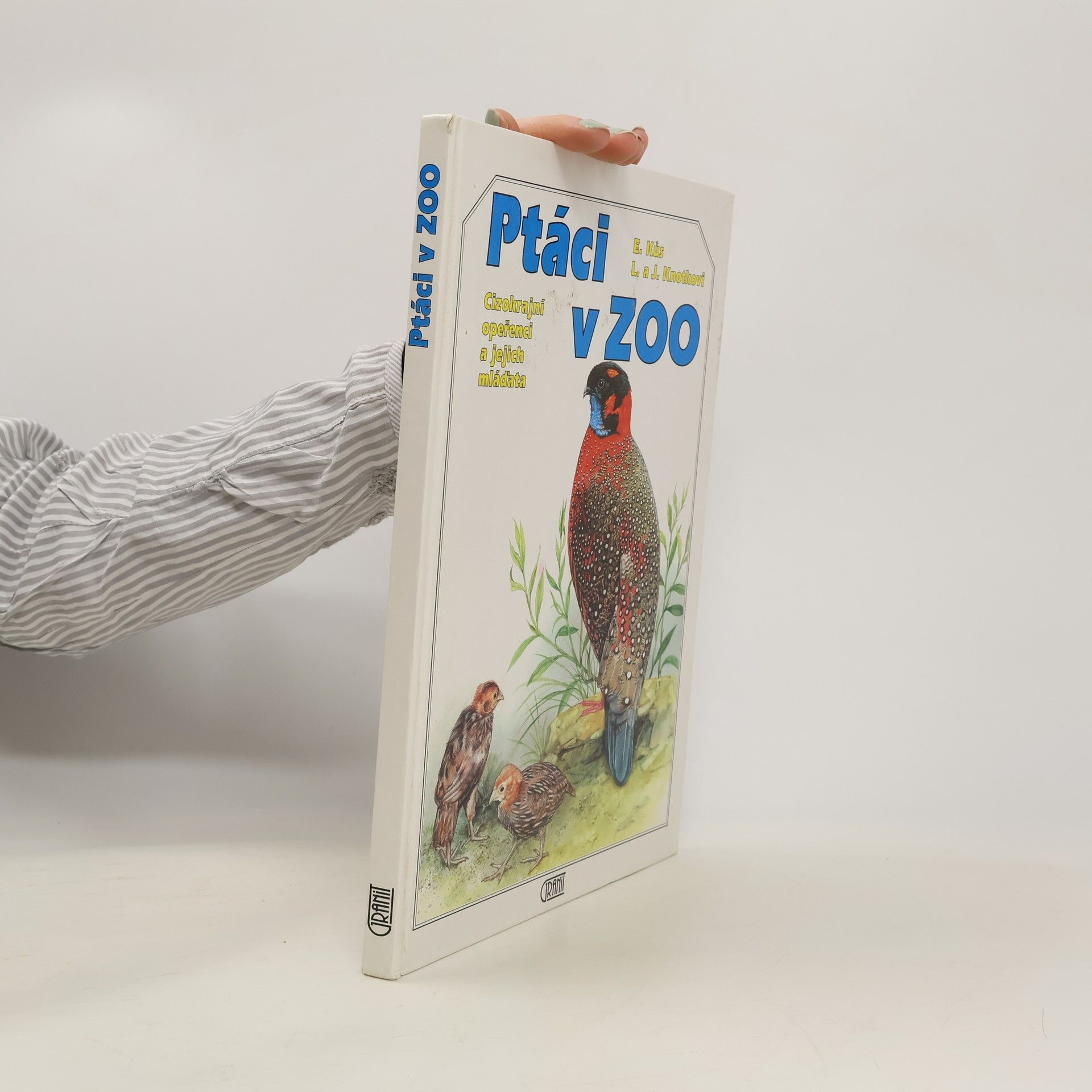 Ptáci v zoo: Cizokrajní opeřenci a jejich mláďata