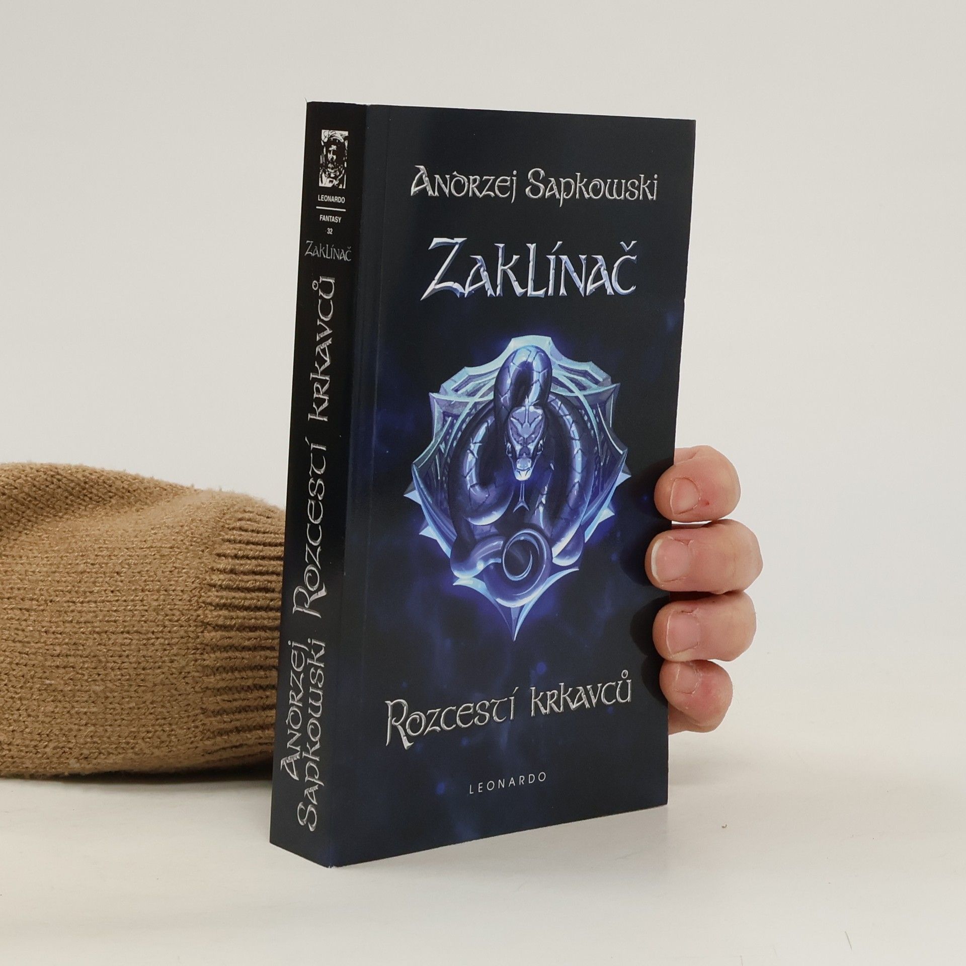 Andrzej Sapkowski Zaklínač IX. Rozcestí krkavců