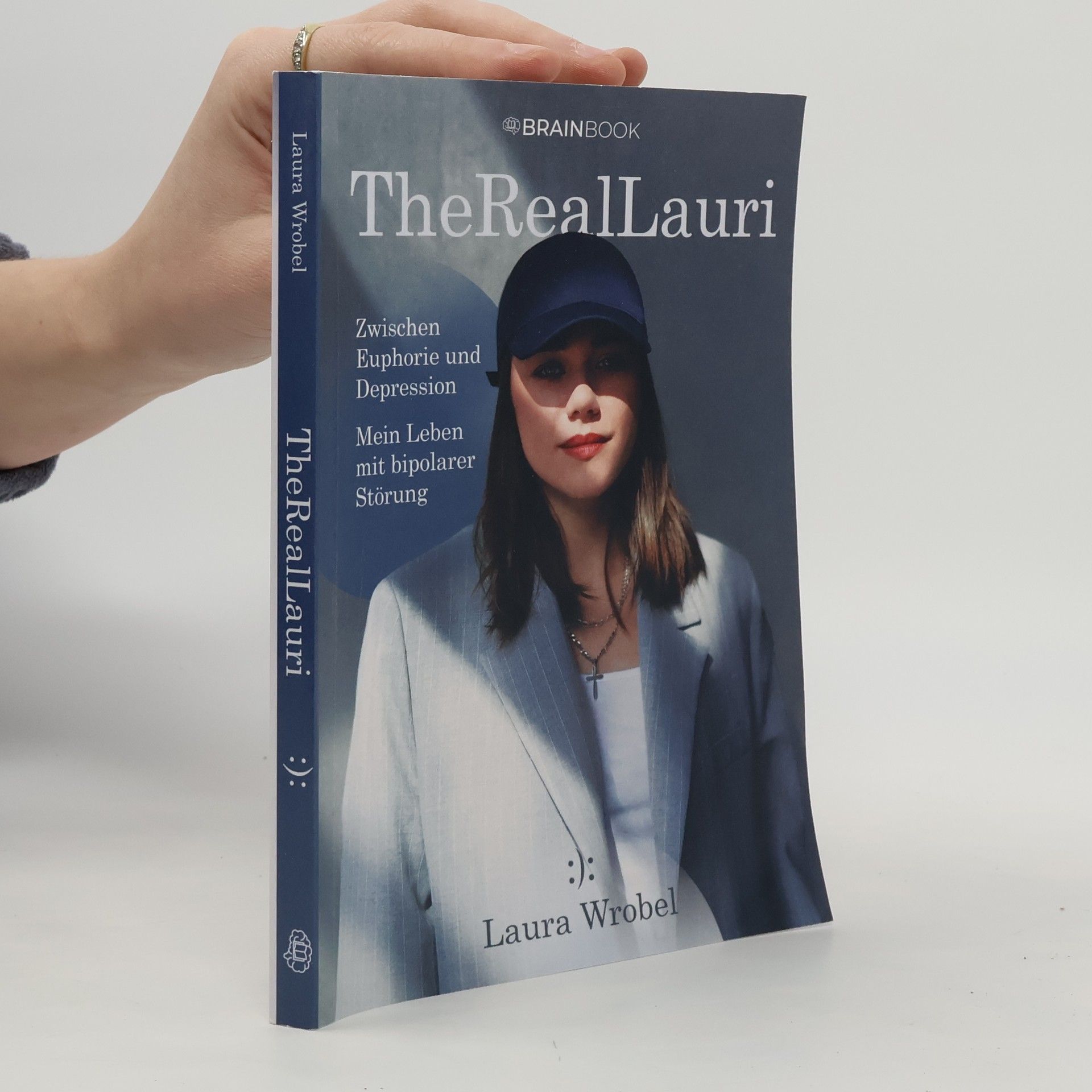 Laura Wrobel TheRealLauri