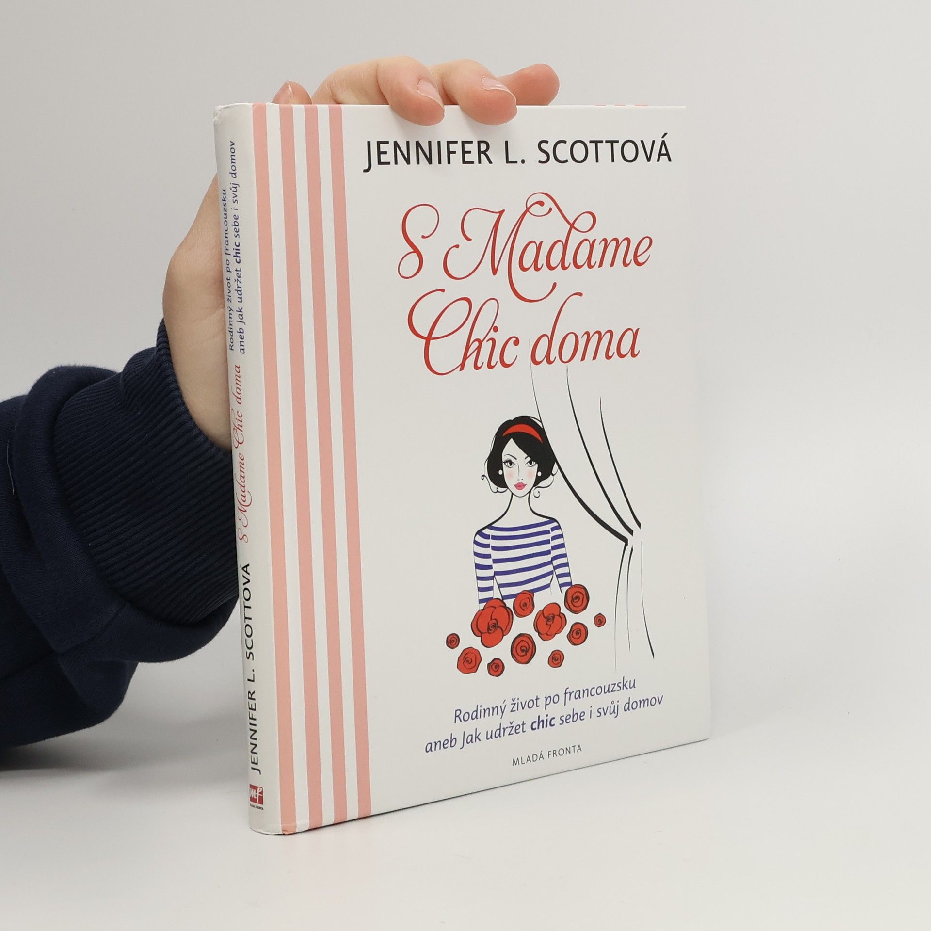 Jennifer L. Scott S Madame Chic doma