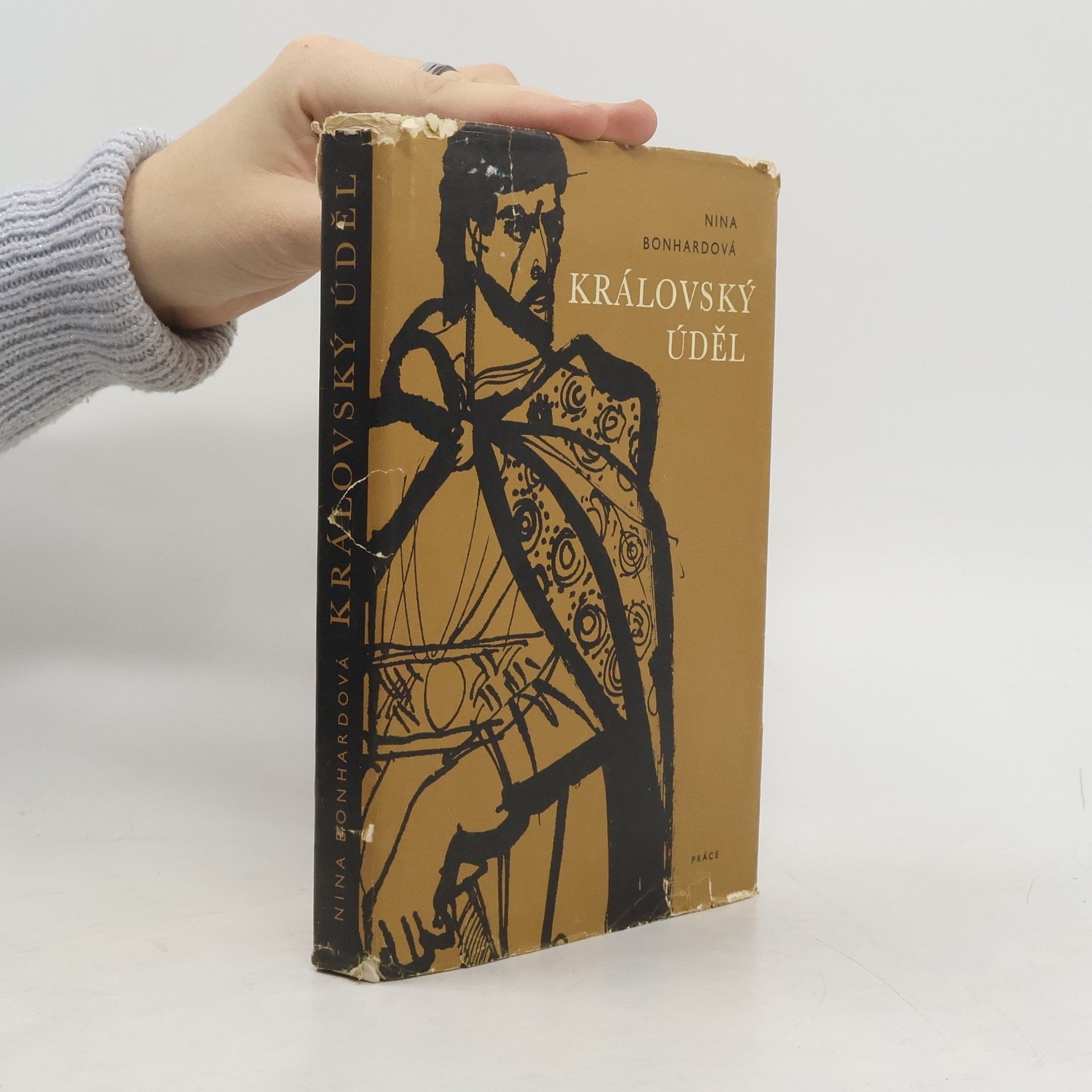Nina Bonhardová Královský úděl