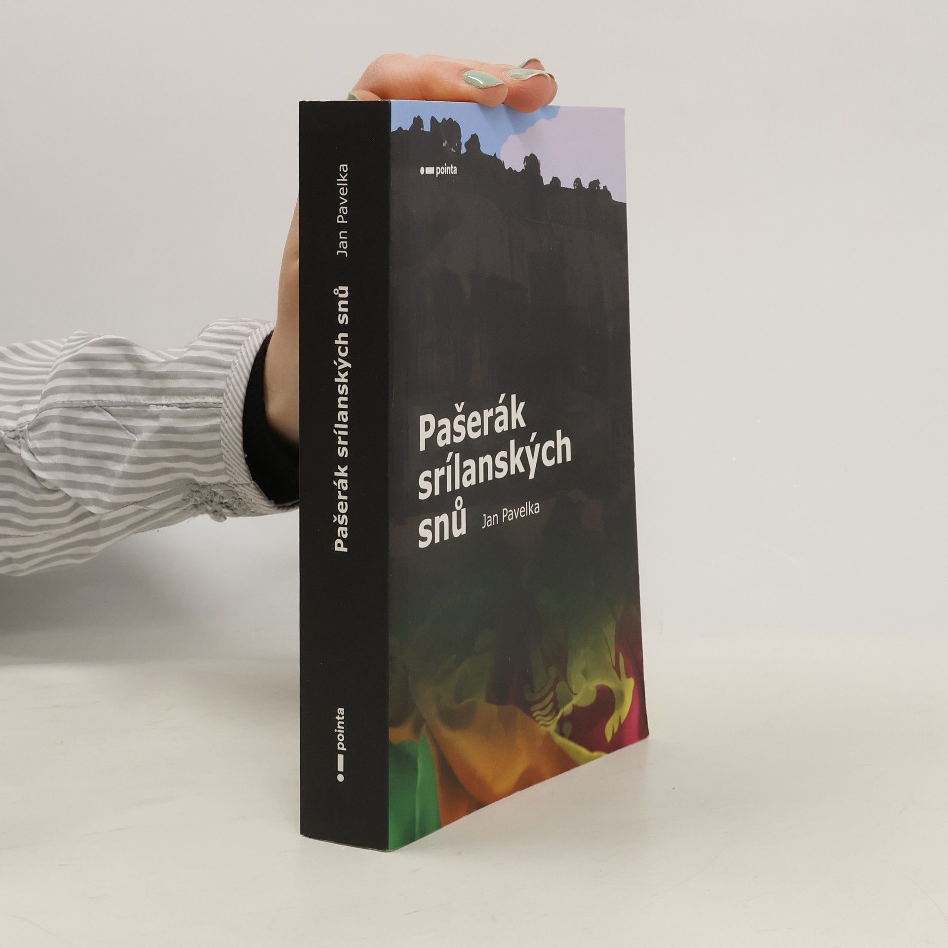 Jan Pavelka Pašerák srílanských snů