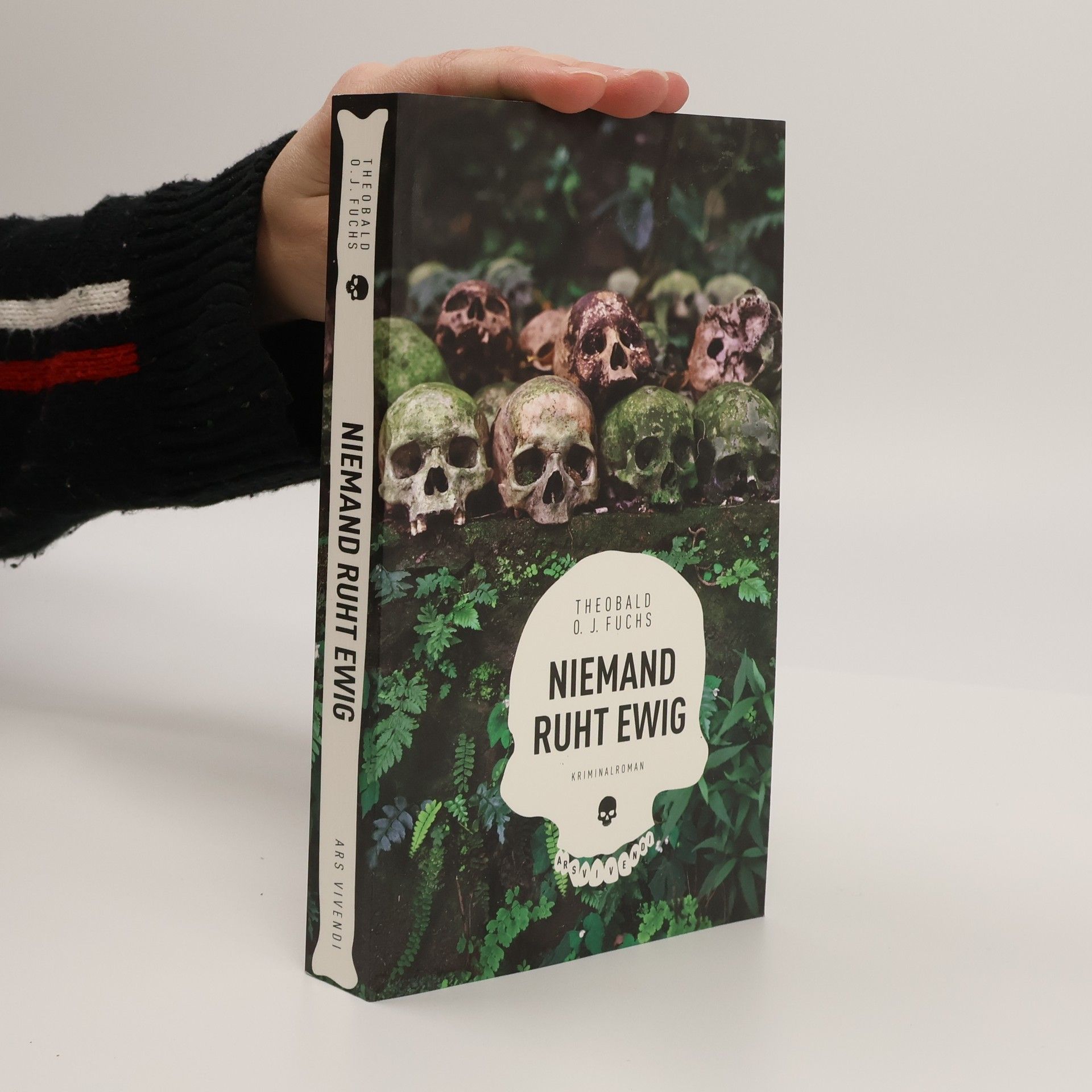 Theobald O. J. Fuchs Niemand ruht ewig