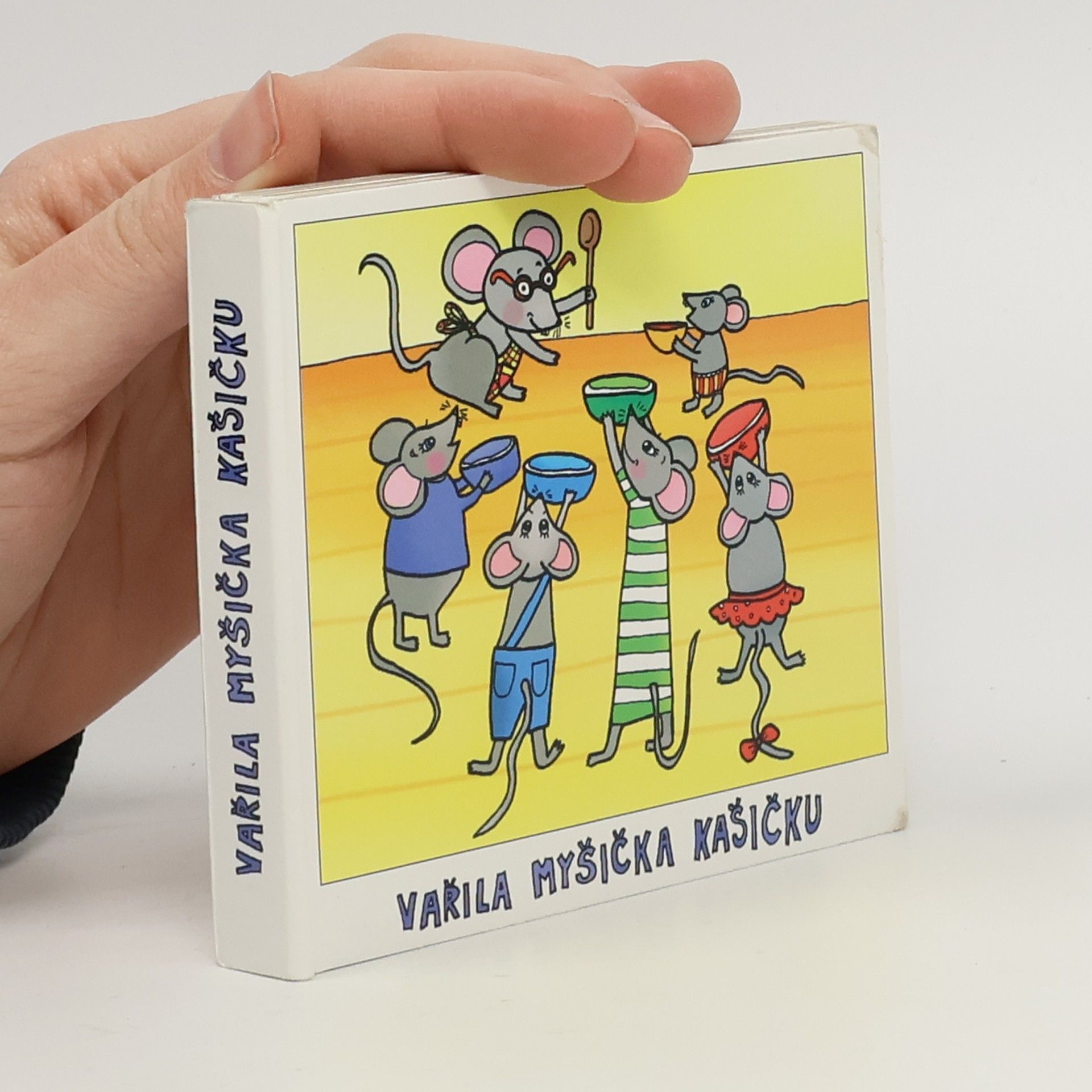 Jana Semelková Vařila myšička kašičku