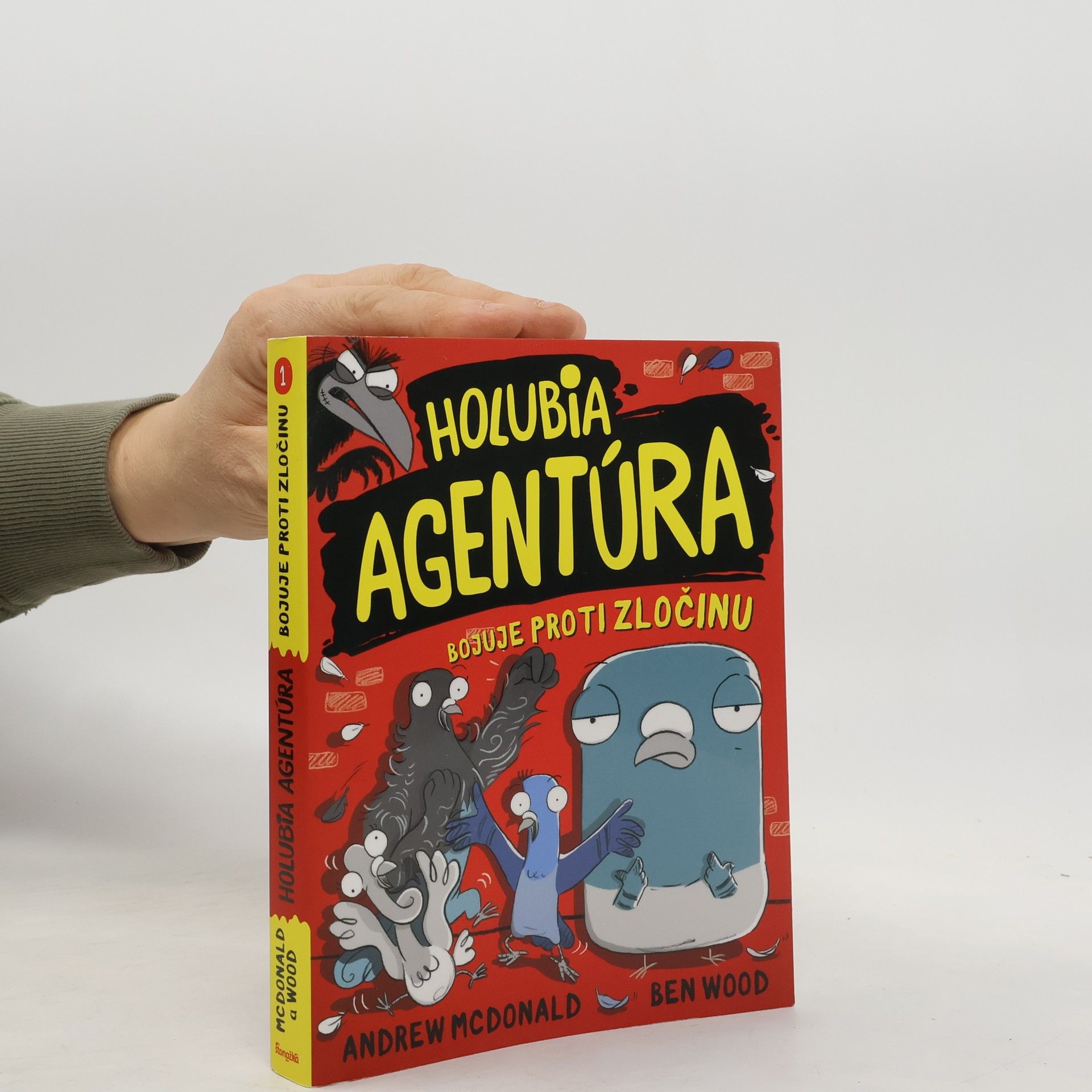 Andrew McDonald Holubia agentúra bojuje proti zločinu