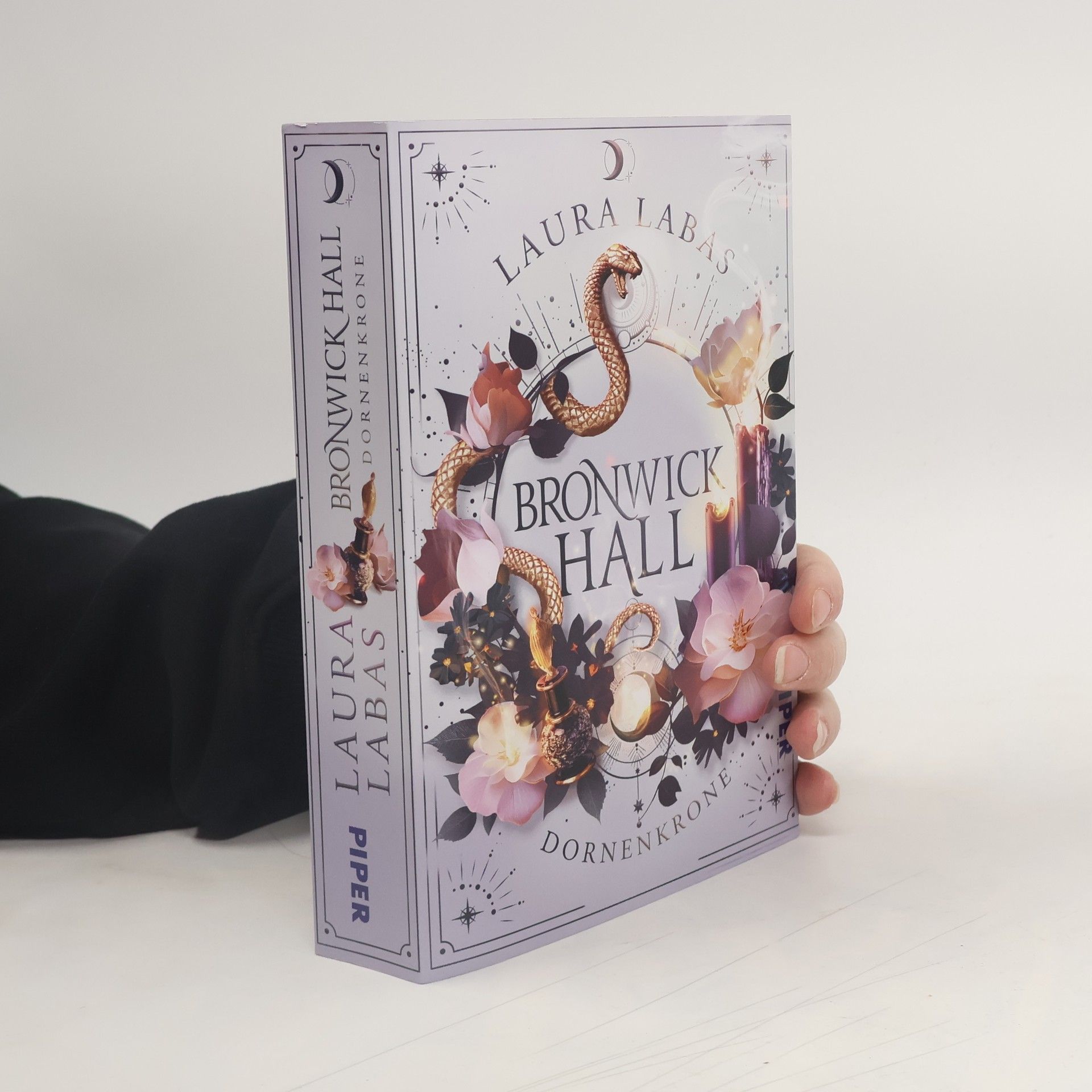 Laura Labas Dornenkrone