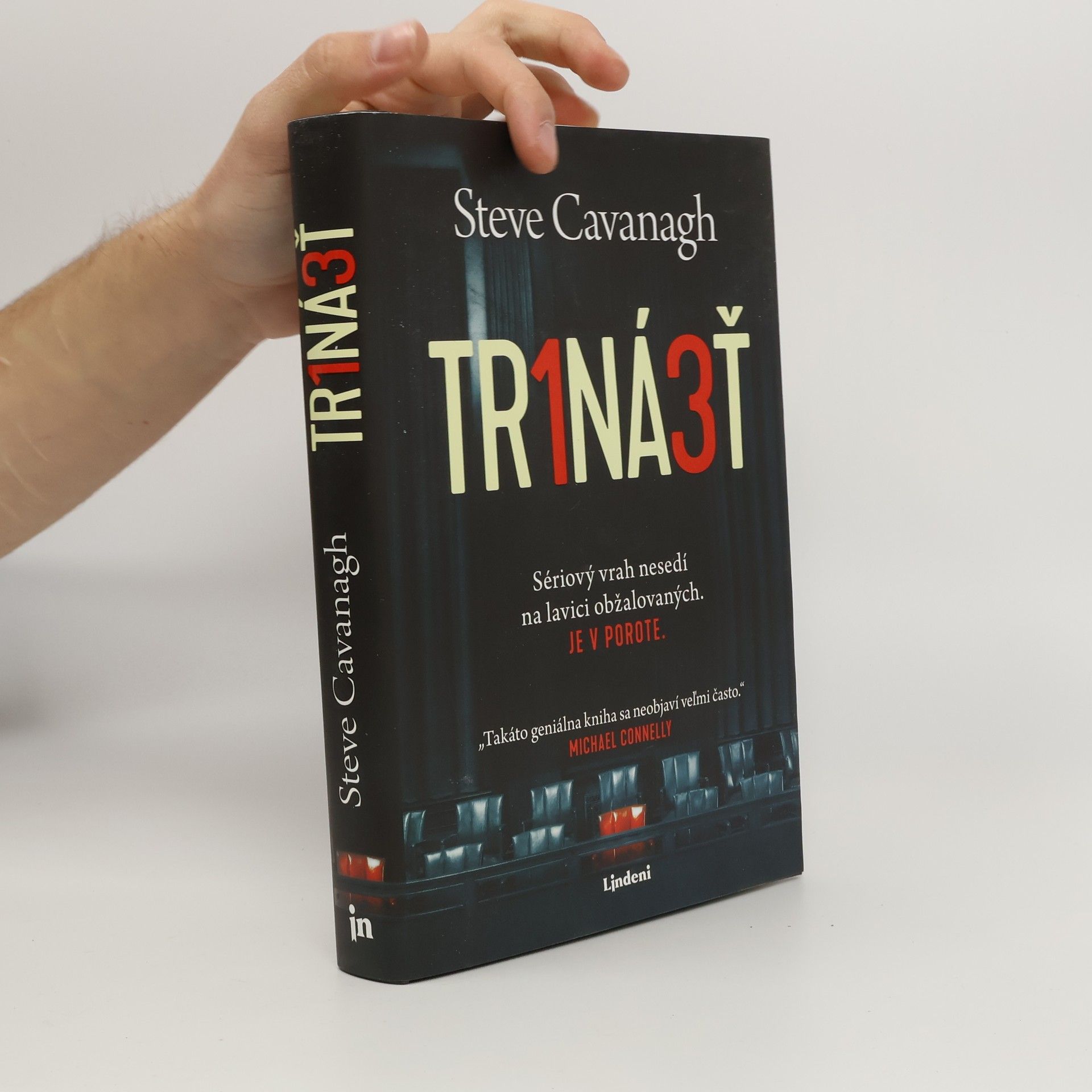 Steve Cavanagh Trinásť