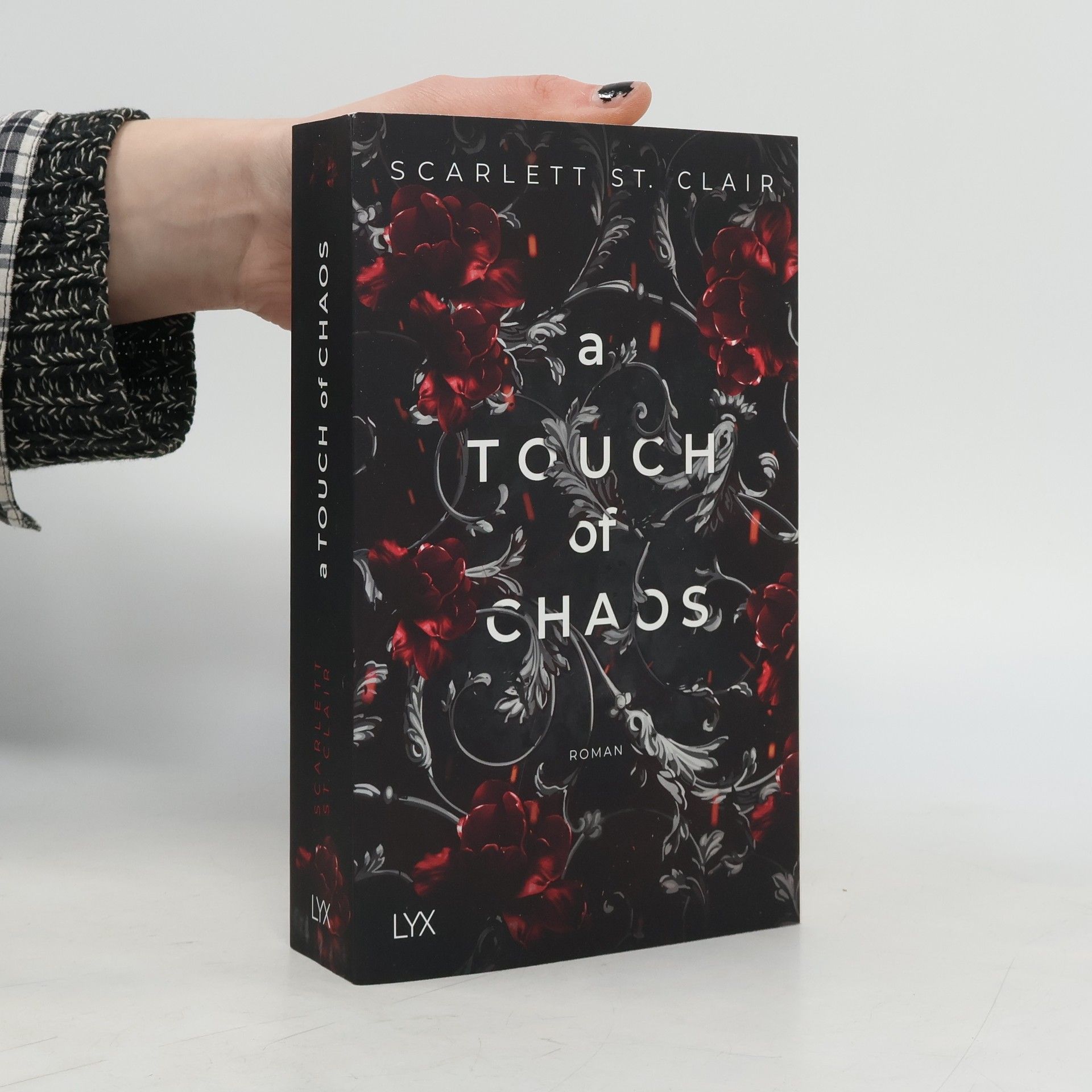 Scarlett St. Clair A Touch of Chaos / Hades & Persephone Bd.4