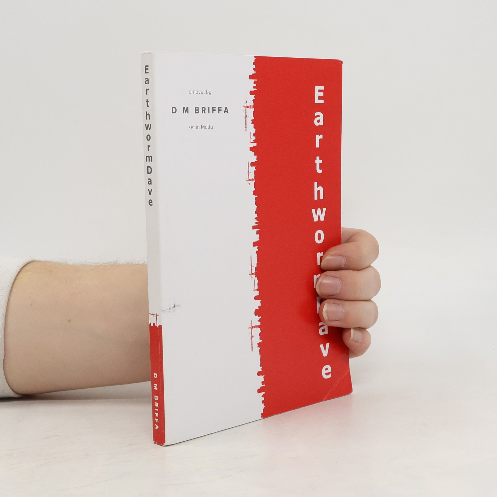 D. M. Briffa Earthworm Dave