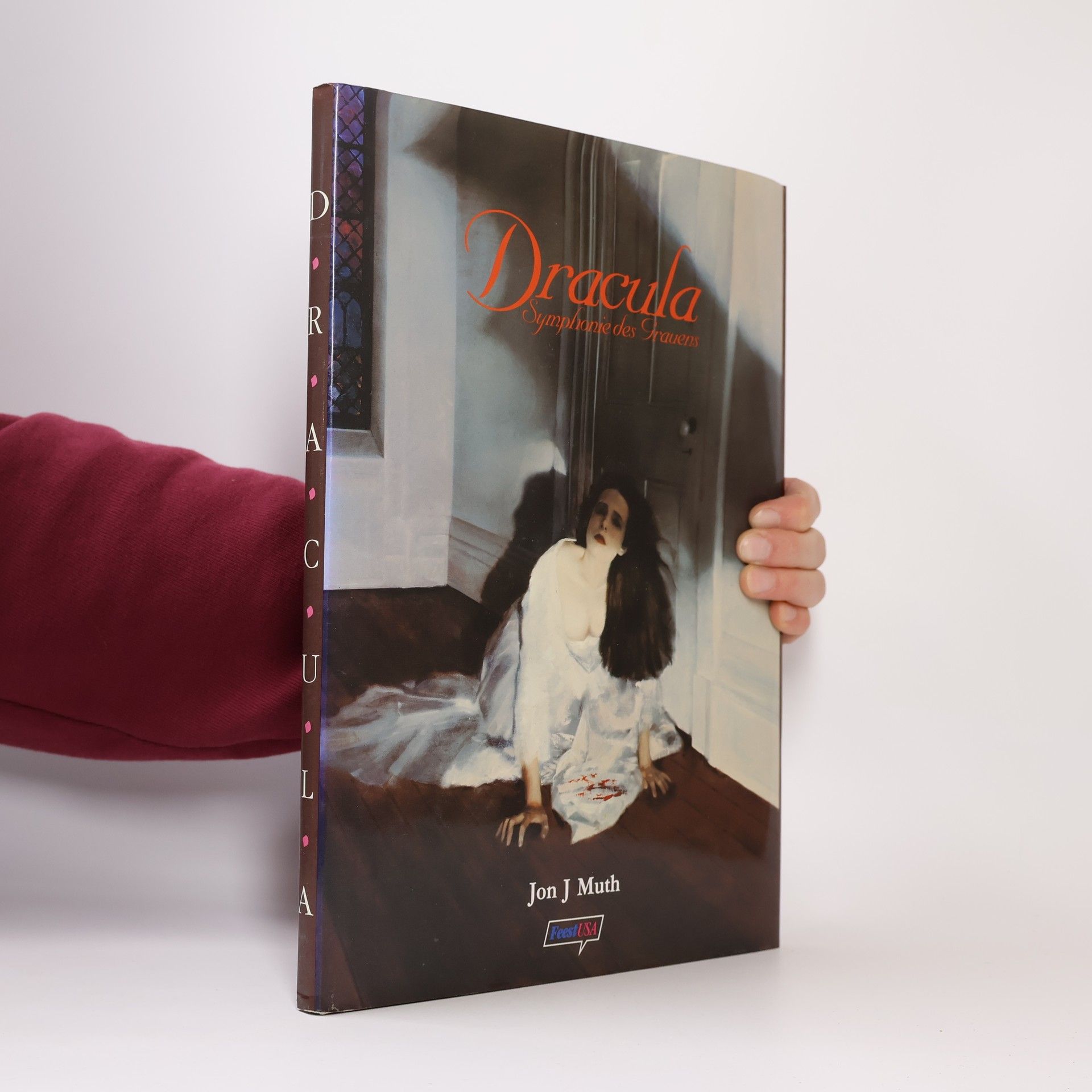 Jon J. Muth Dracula. Symphonie des Grauens
